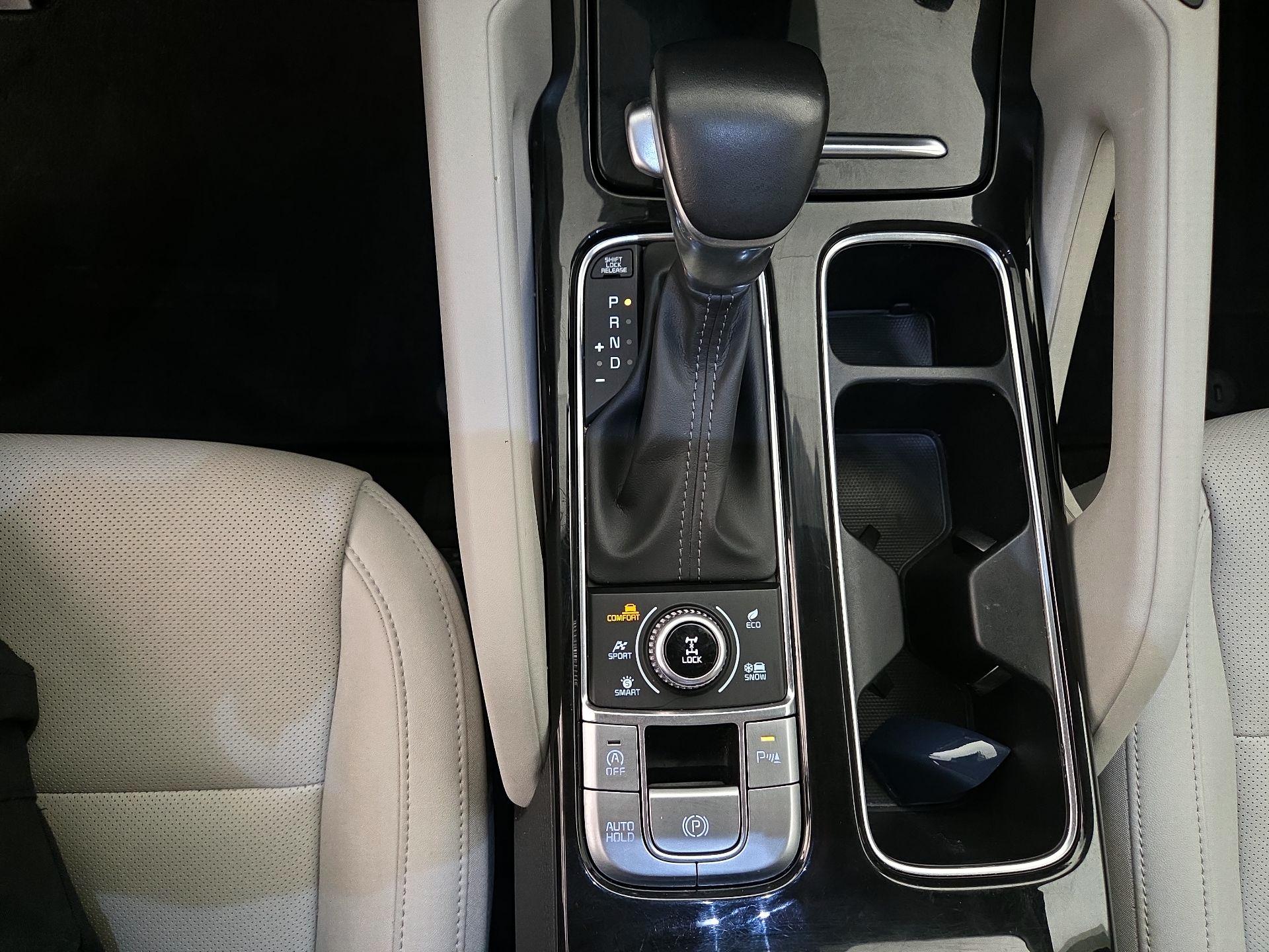 Thumbnail: 2023 Kia Telluride - 17