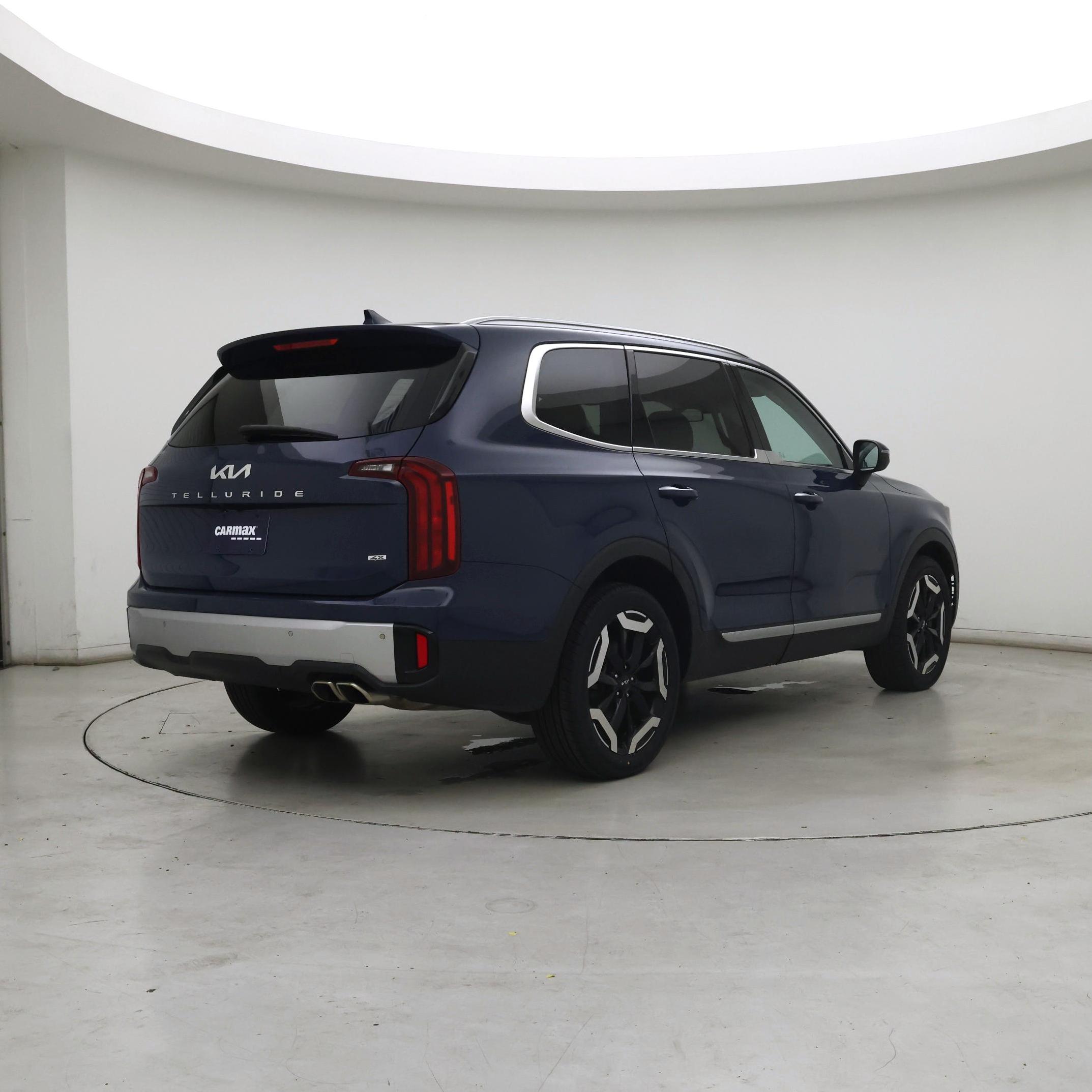 Thumbnail: 2023 Kia Telluride - 8