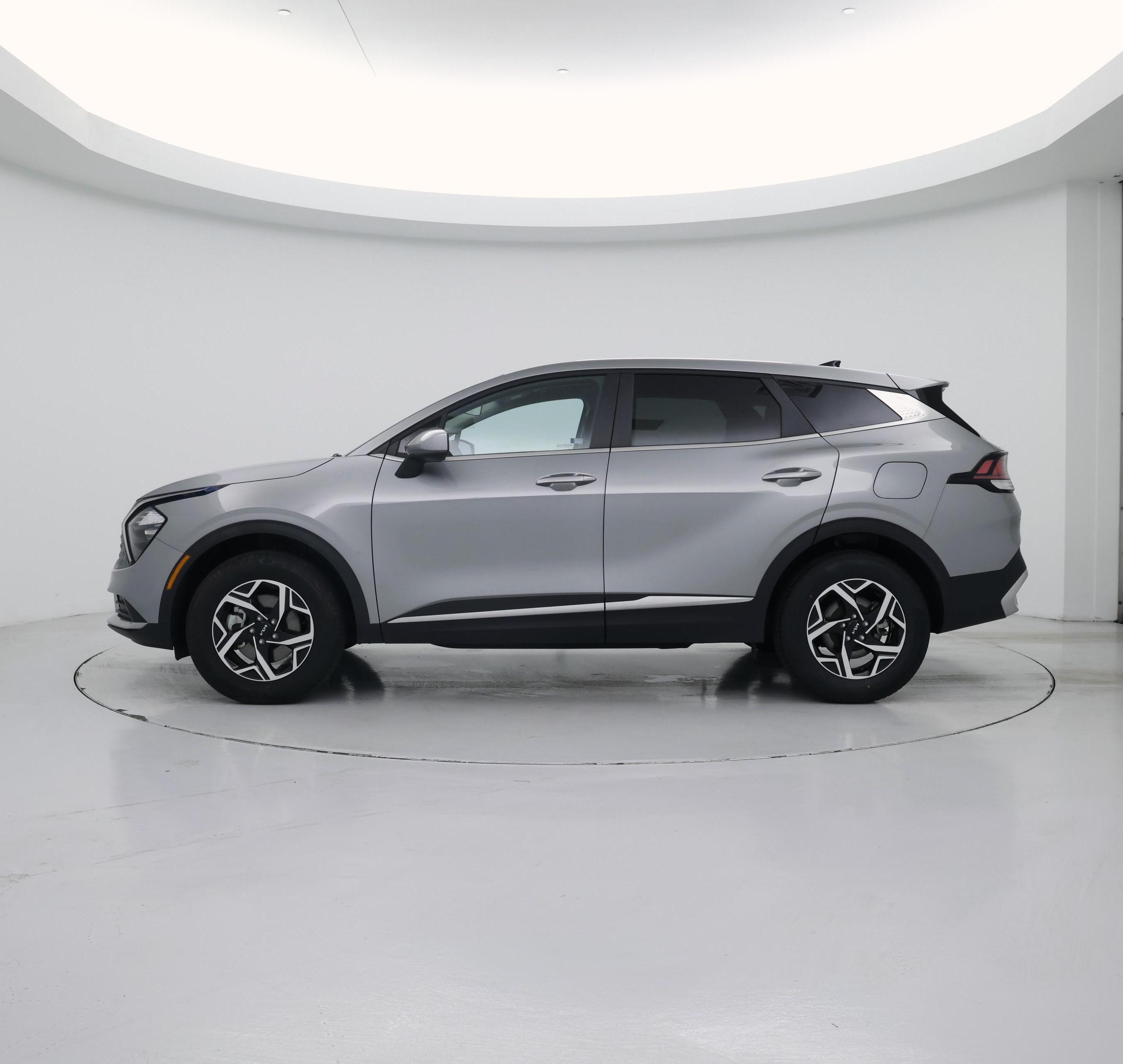 Thumbnail: 2023 Kia Sportage - 3