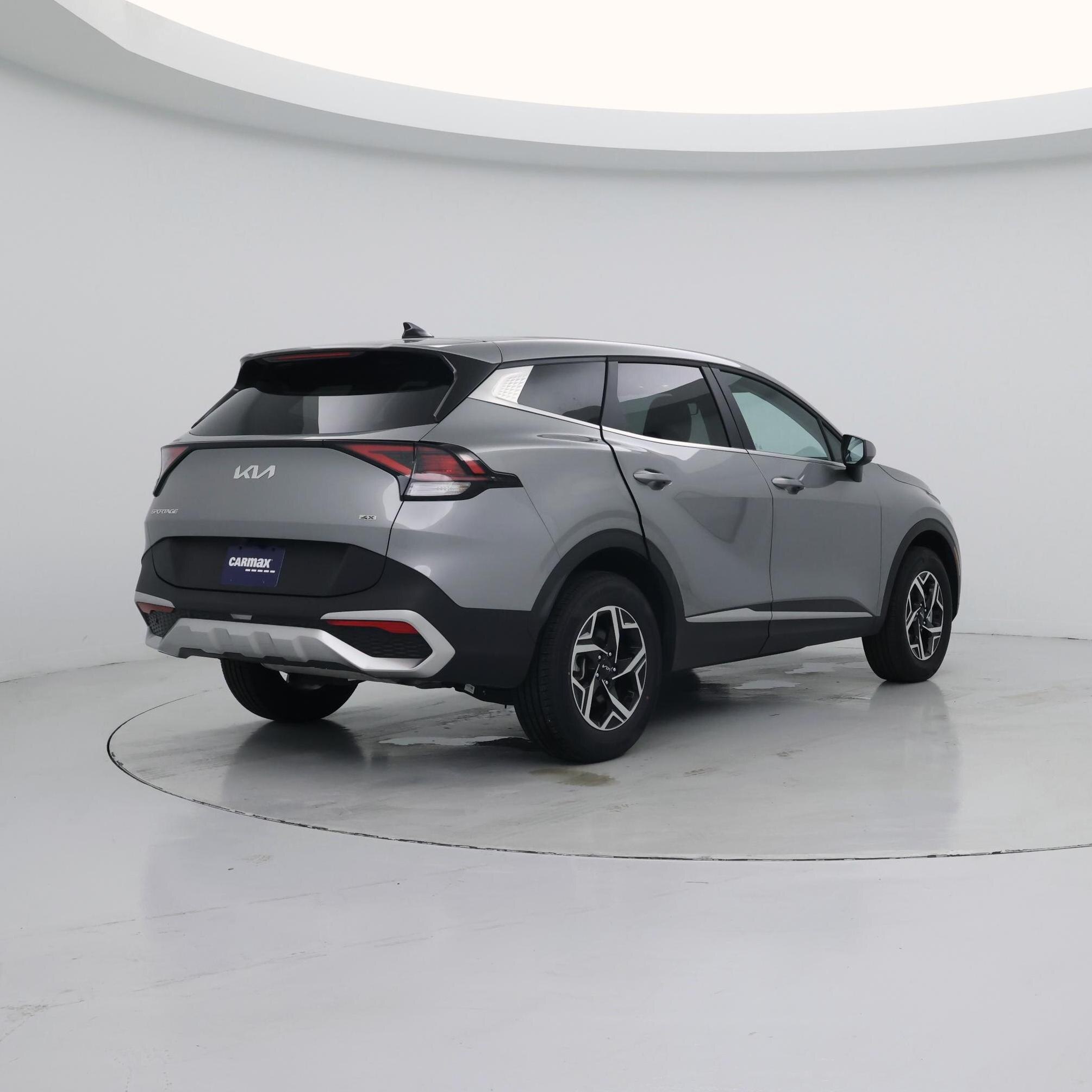 Thumbnail: 2023 Kia Sportage - 8