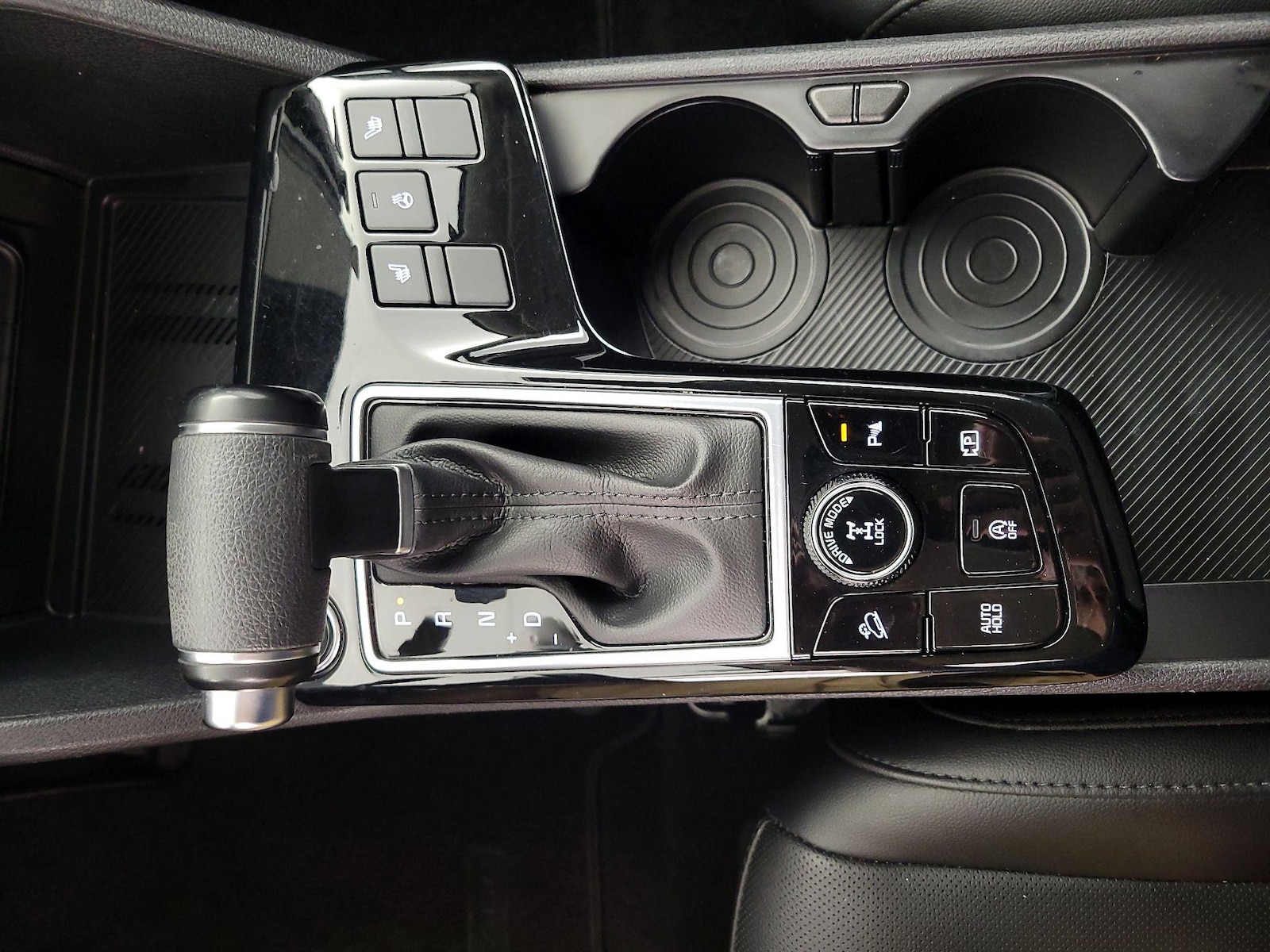 2023 Kia Sportage EX - Photo 19