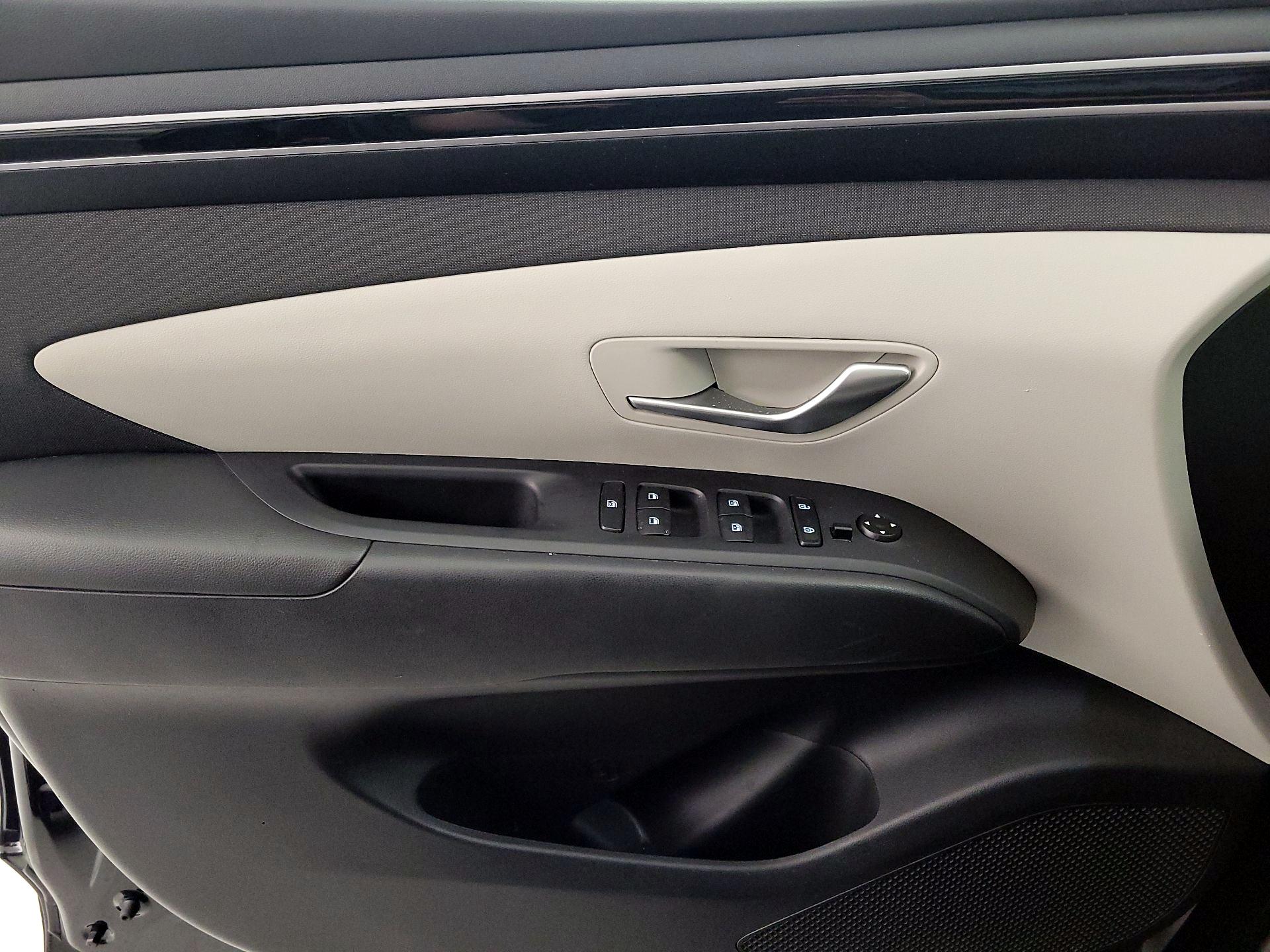 Thumbnail: 2023 Hyundai Tucson - 12