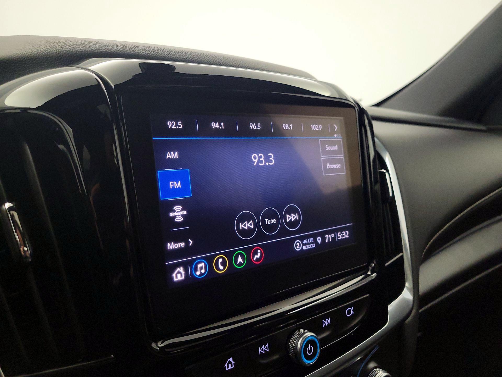 Thumbnail: 2023 Chevrolet Traverse - 16