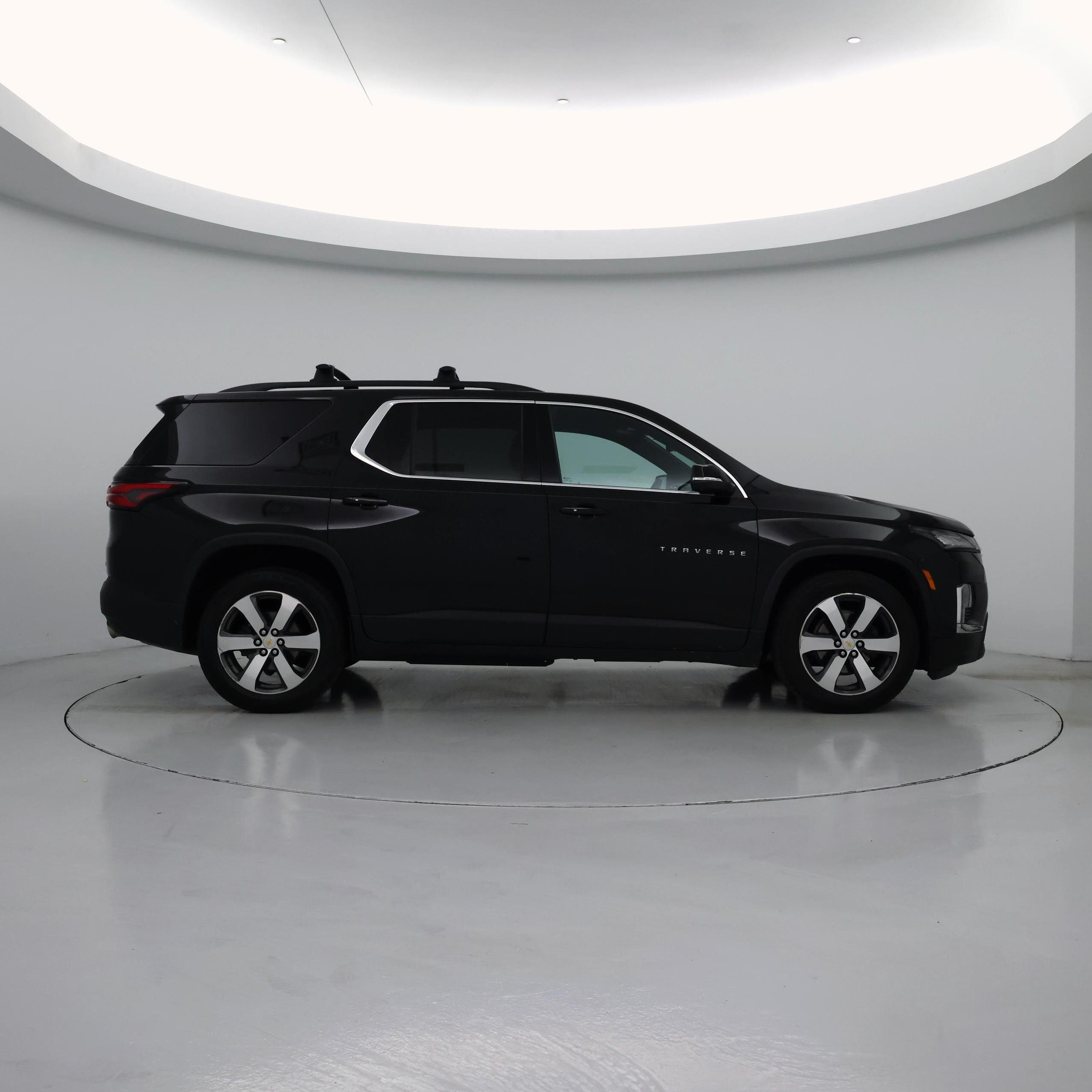 Thumbnail: 2023 Chevrolet Traverse - 7