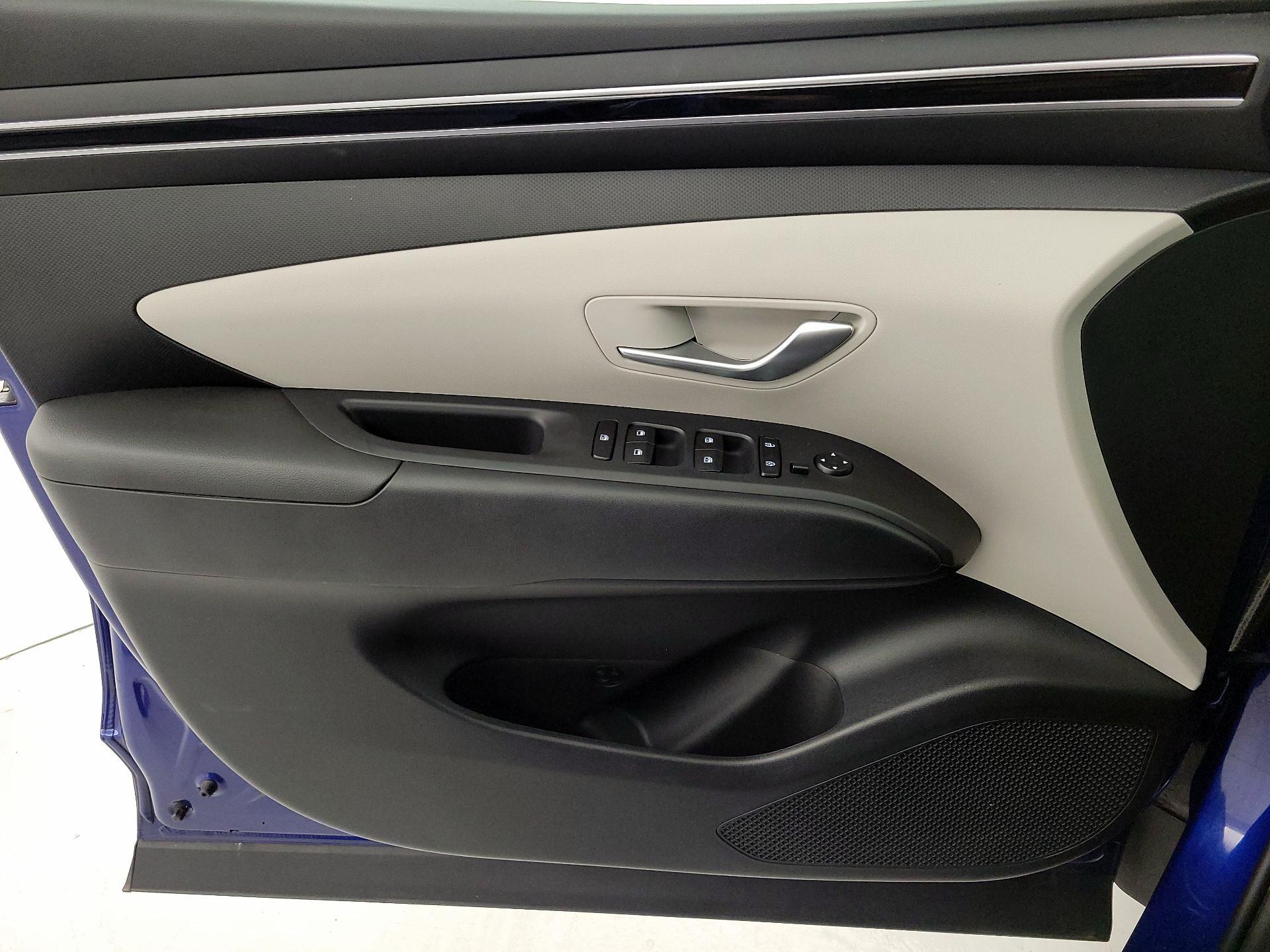 Thumbnail: 2024 Hyundai Tucson - 12