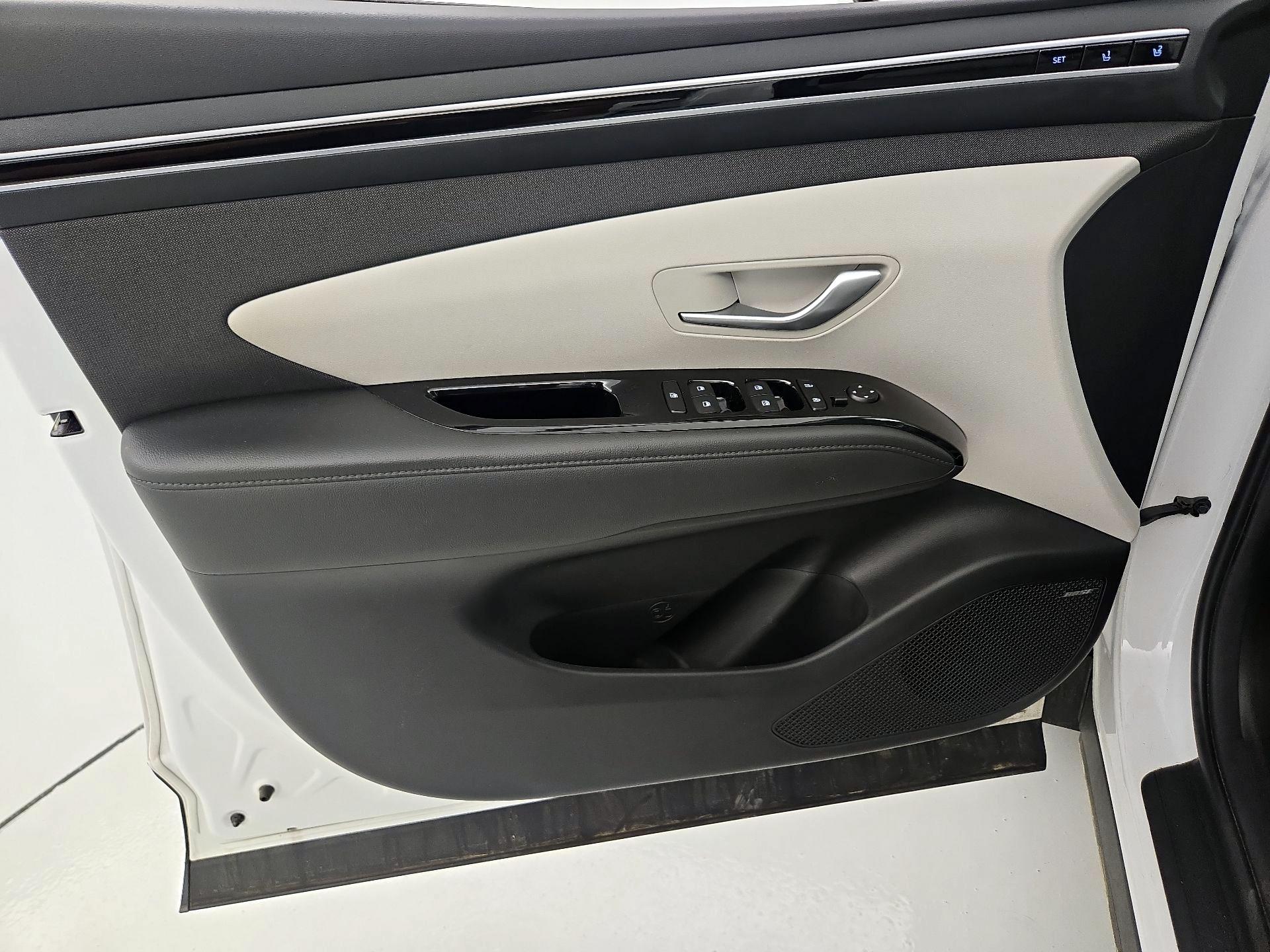 Thumbnail: 2023 Hyundai Tucson - 12
