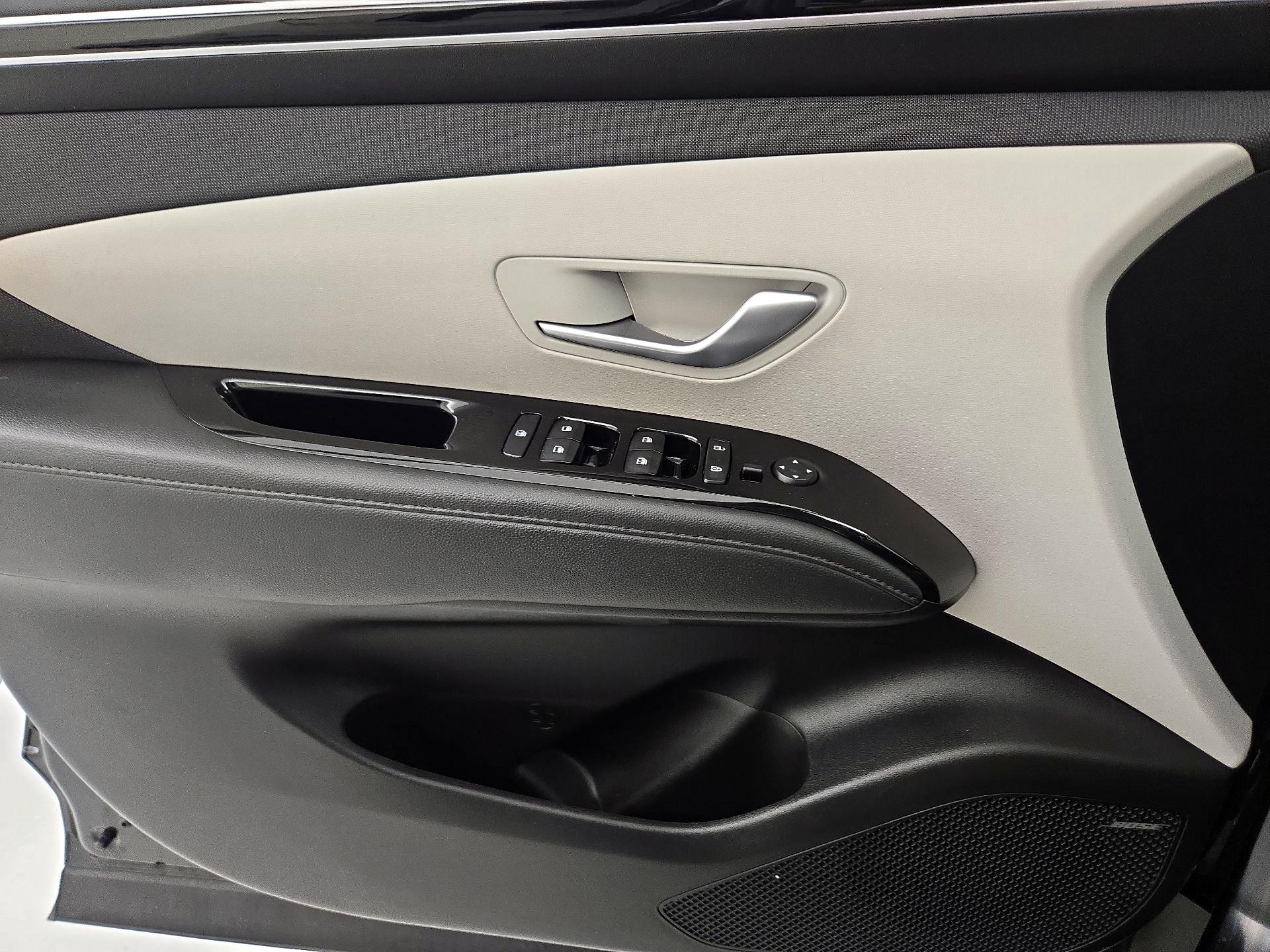 Thumbnail: 2023 Hyundai Tucson - 12