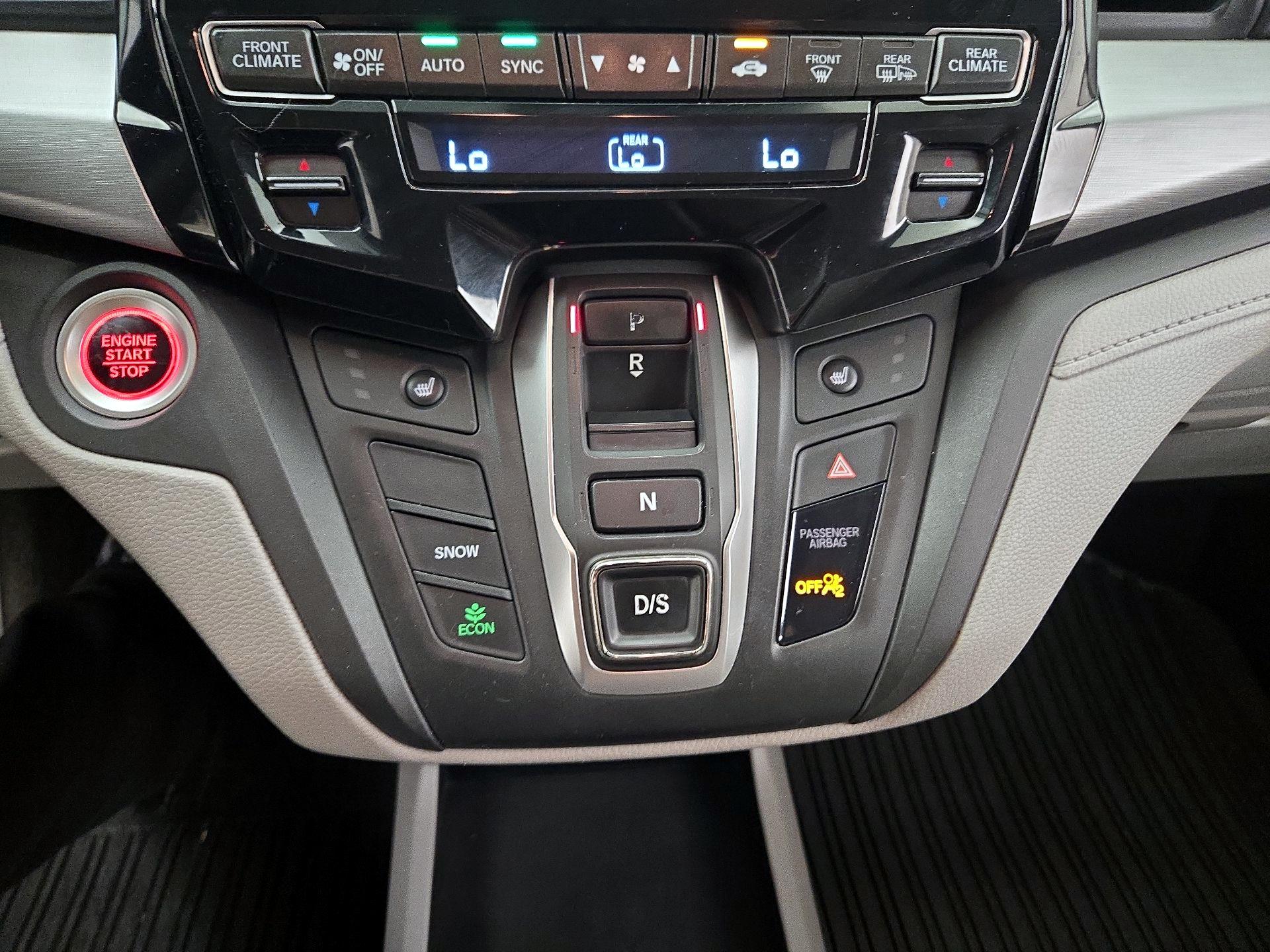 Thumbnail: 2019 Honda Odyssey - 17