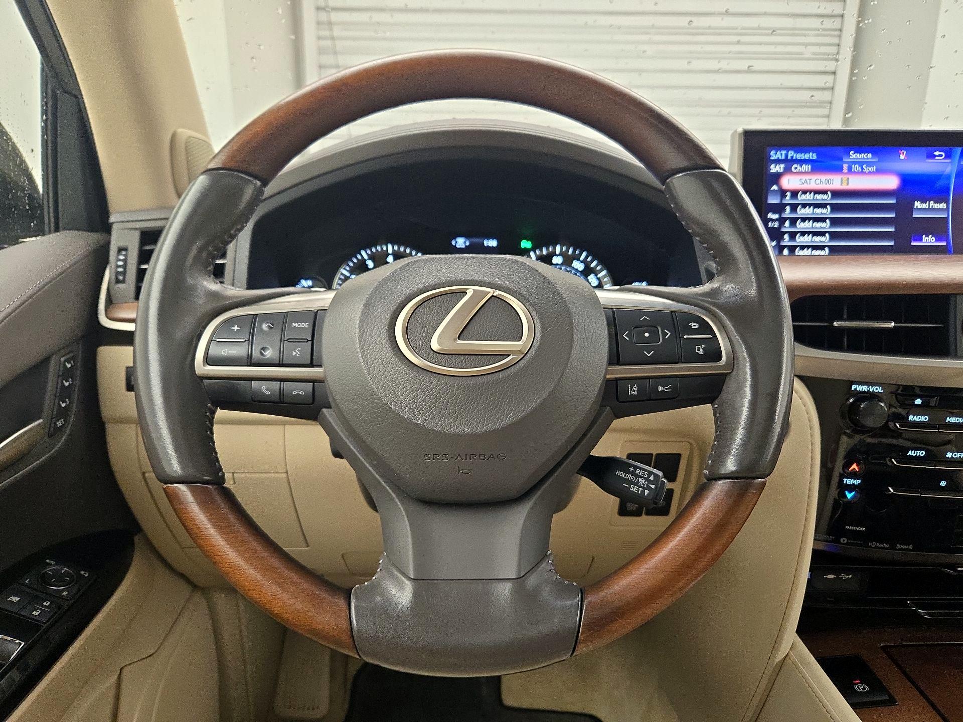 Thumbnail: 2021 Lexus LX - 10