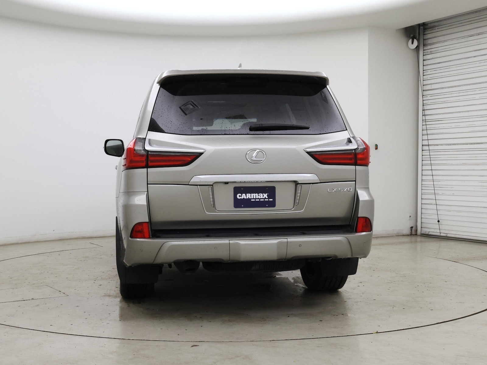 2021 Lexus LX 570 - Photo 7