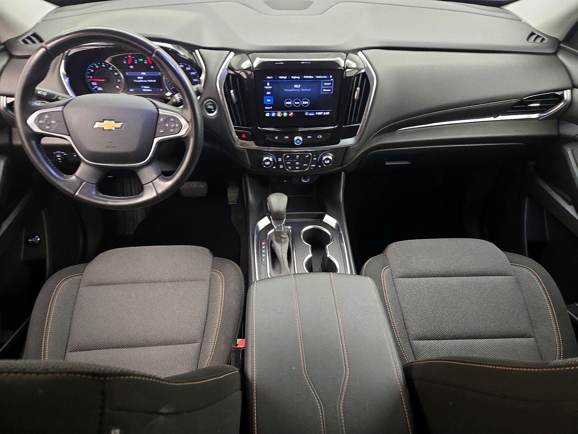 Thumbnail: 2021 Chevrolet Traverse - 9