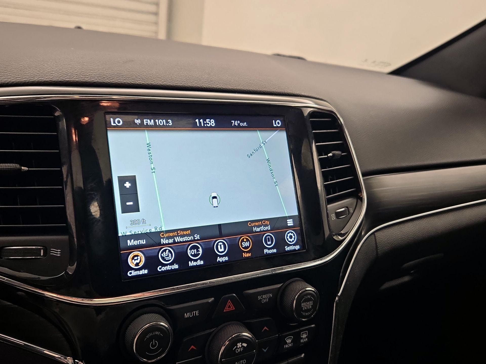 Thumbnail: 2020 Jeep Grand Cherokee - 14