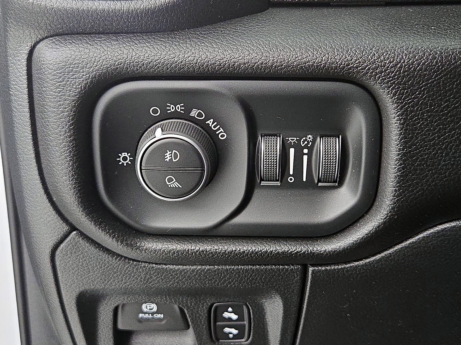 Thumbnail: 2023 RAM 1500 - 13