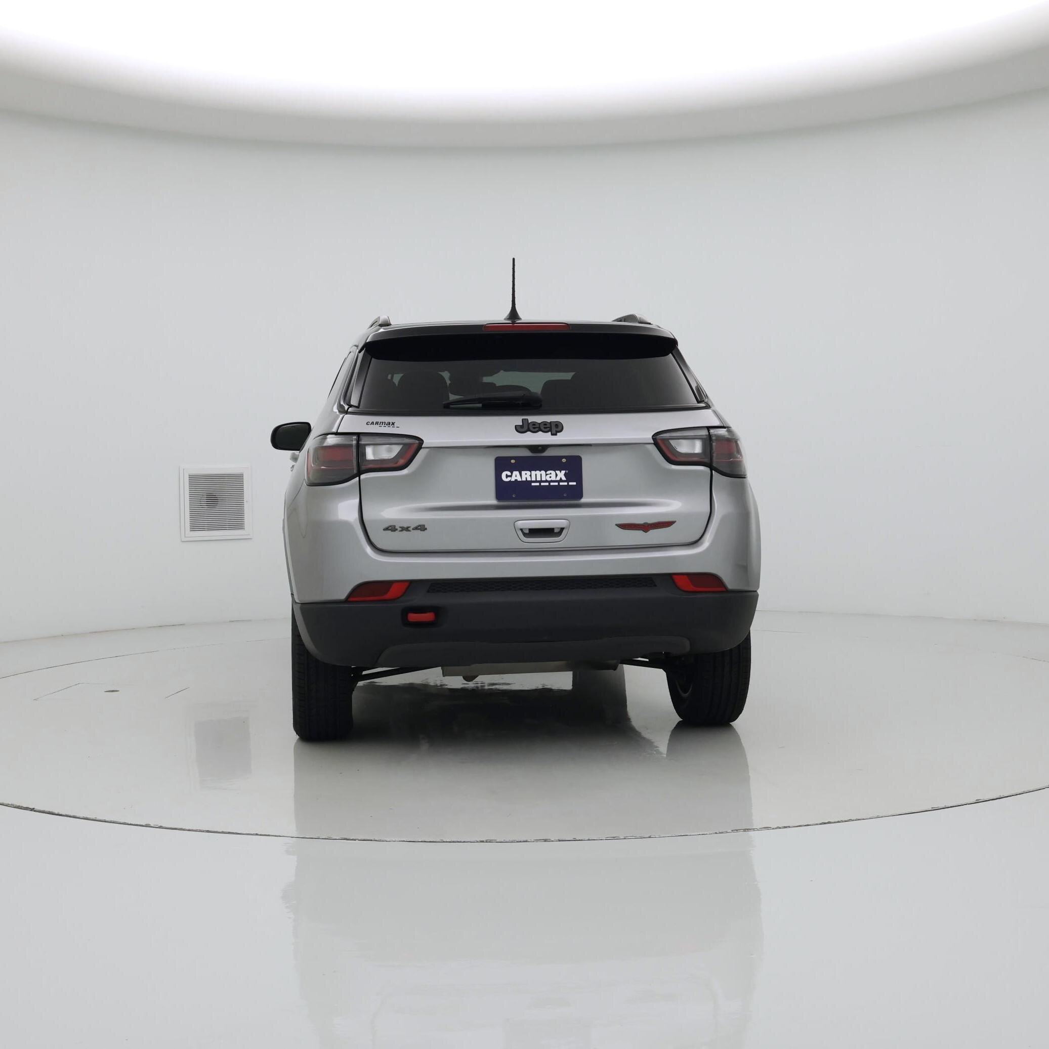 Thumbnail: 2022 Jeep Compass - 6