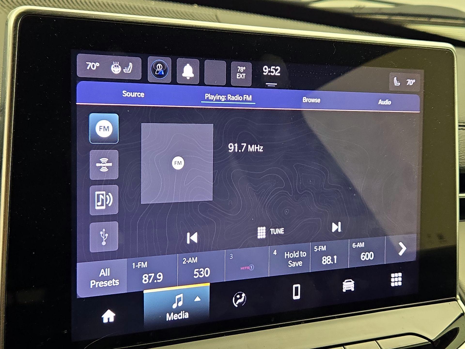 Thumbnail: 2023 Jeep Compass - 15