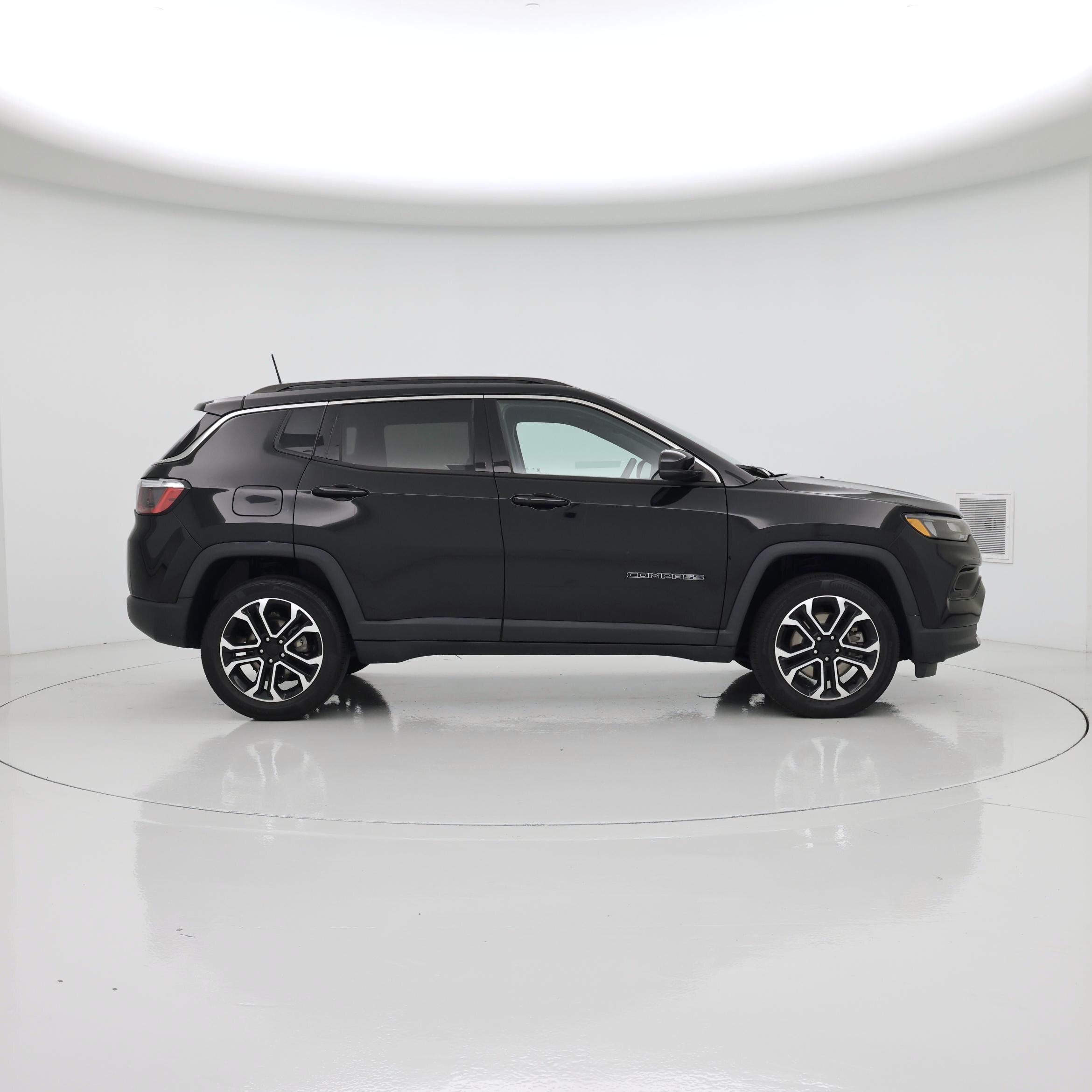 Thumbnail: 2023 Jeep Compass - 7