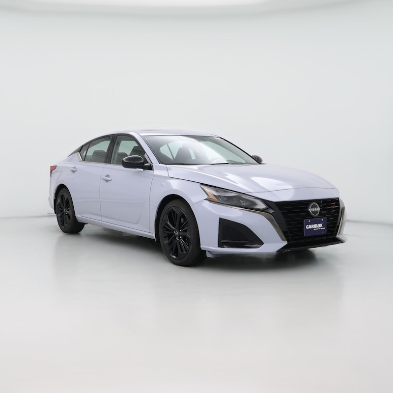2023 Nissan Altima SR