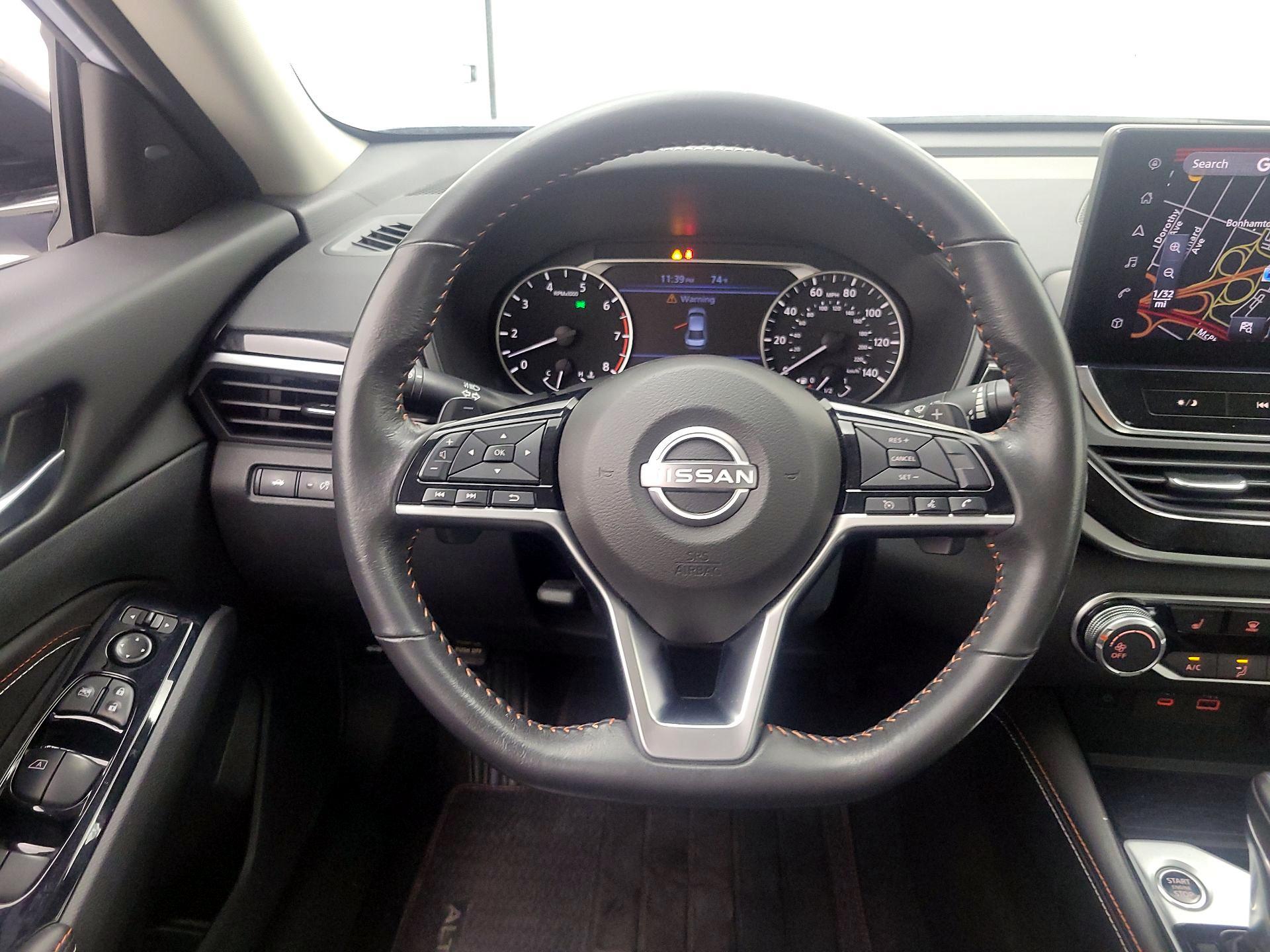 Thumbnail: 2023 Nissan Altima - 10