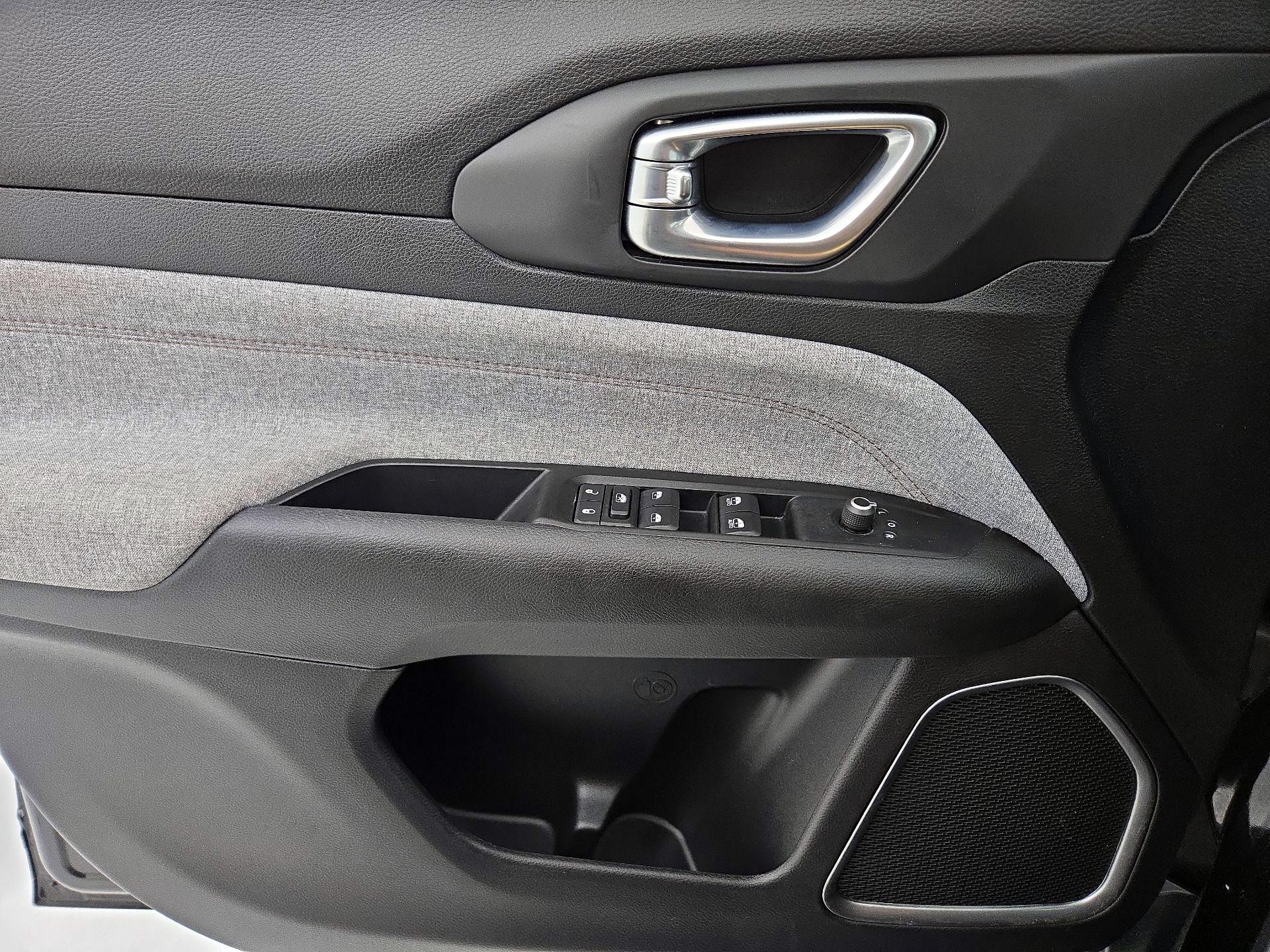 Thumbnail: 2022 Jeep Compass - 12