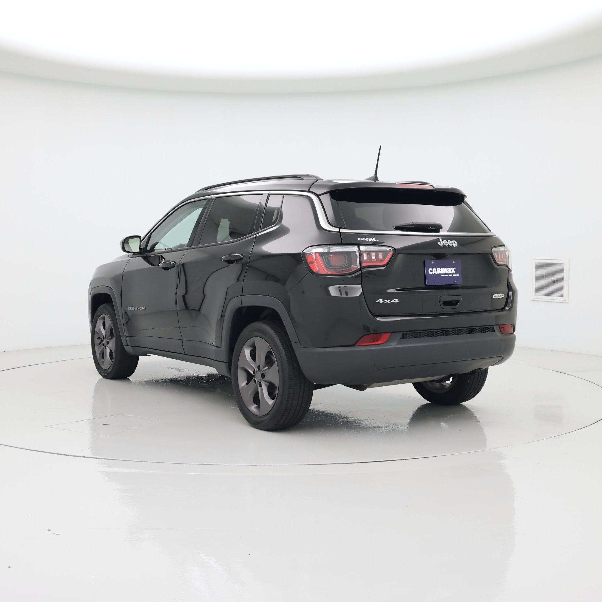 Thumbnail: 2022 Jeep Compass - 2