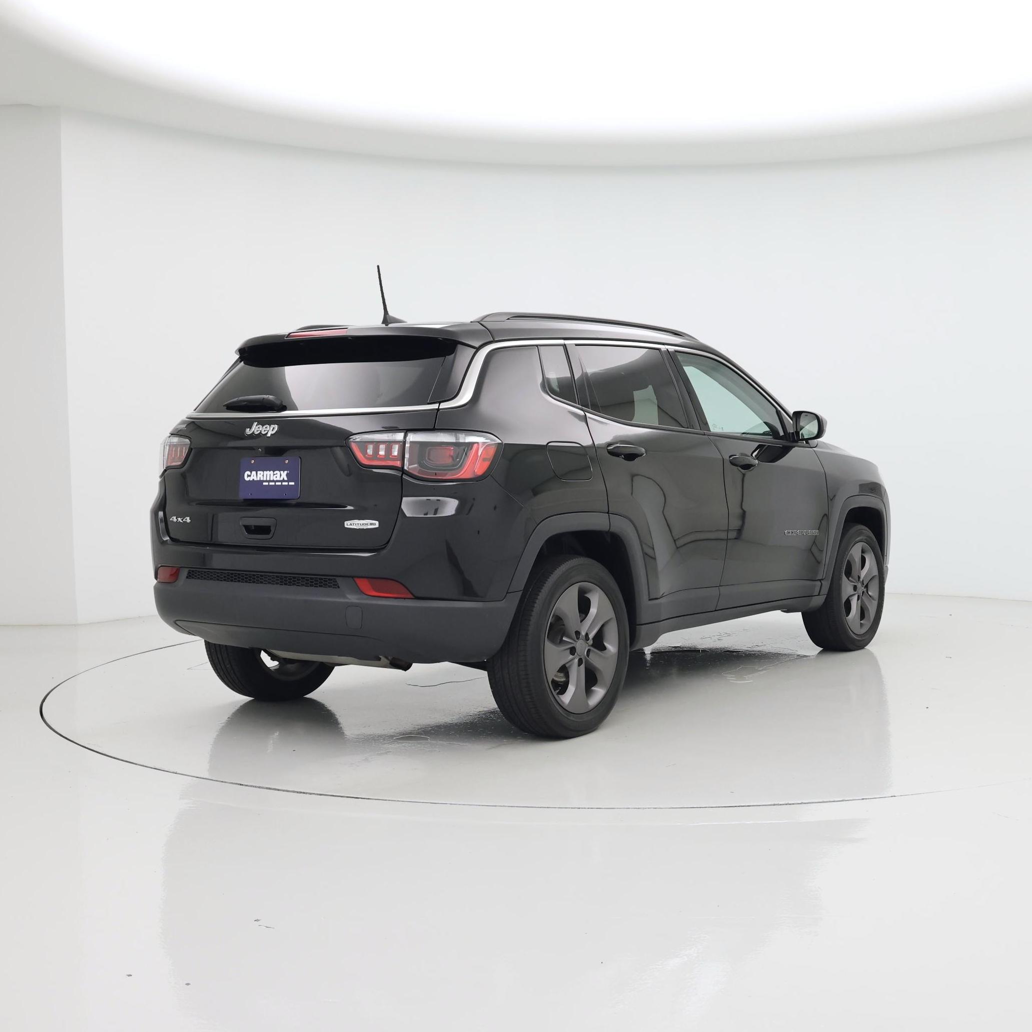 Thumbnail: 2022 Jeep Compass - 8