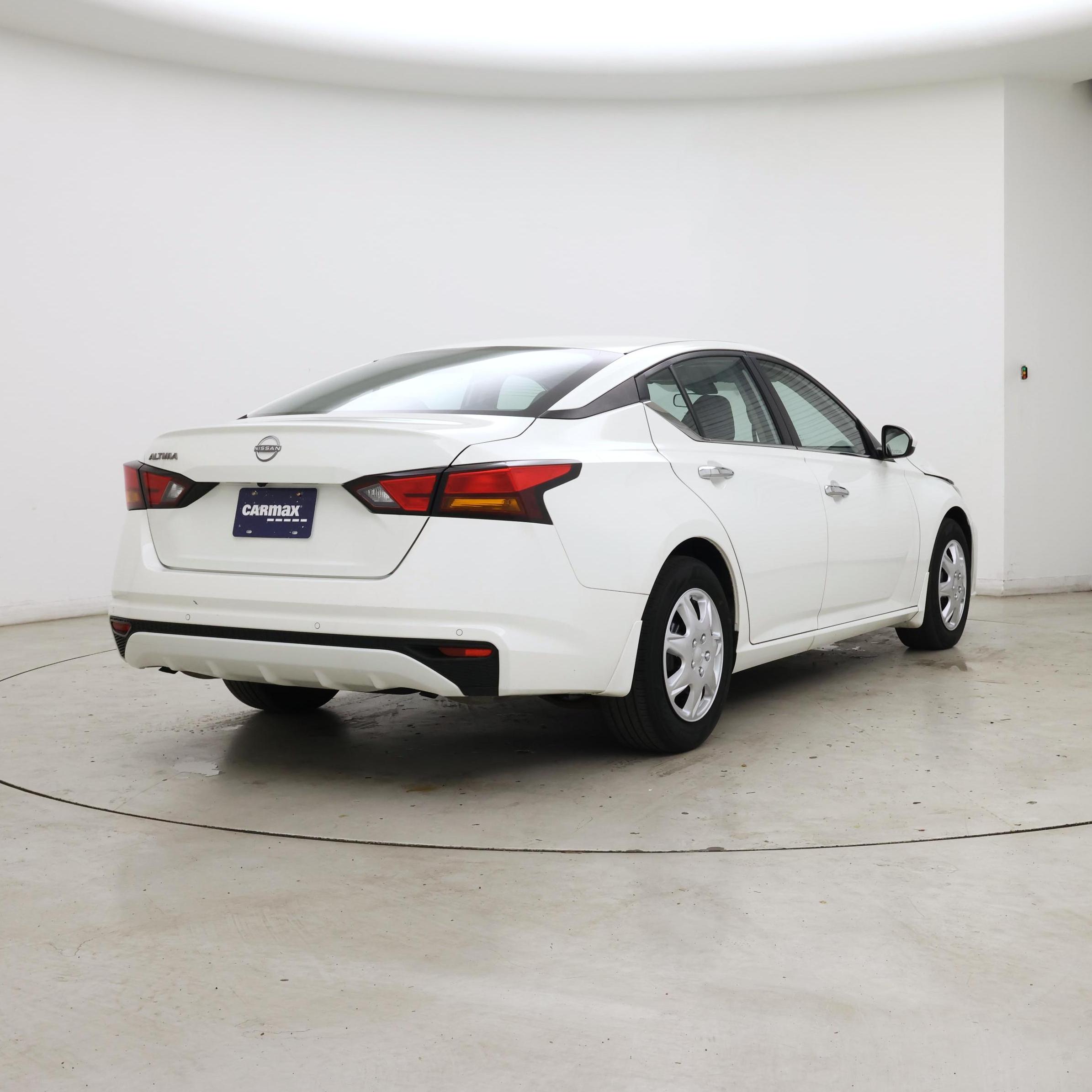 Thumbnail: 2023 Nissan Altima - 8