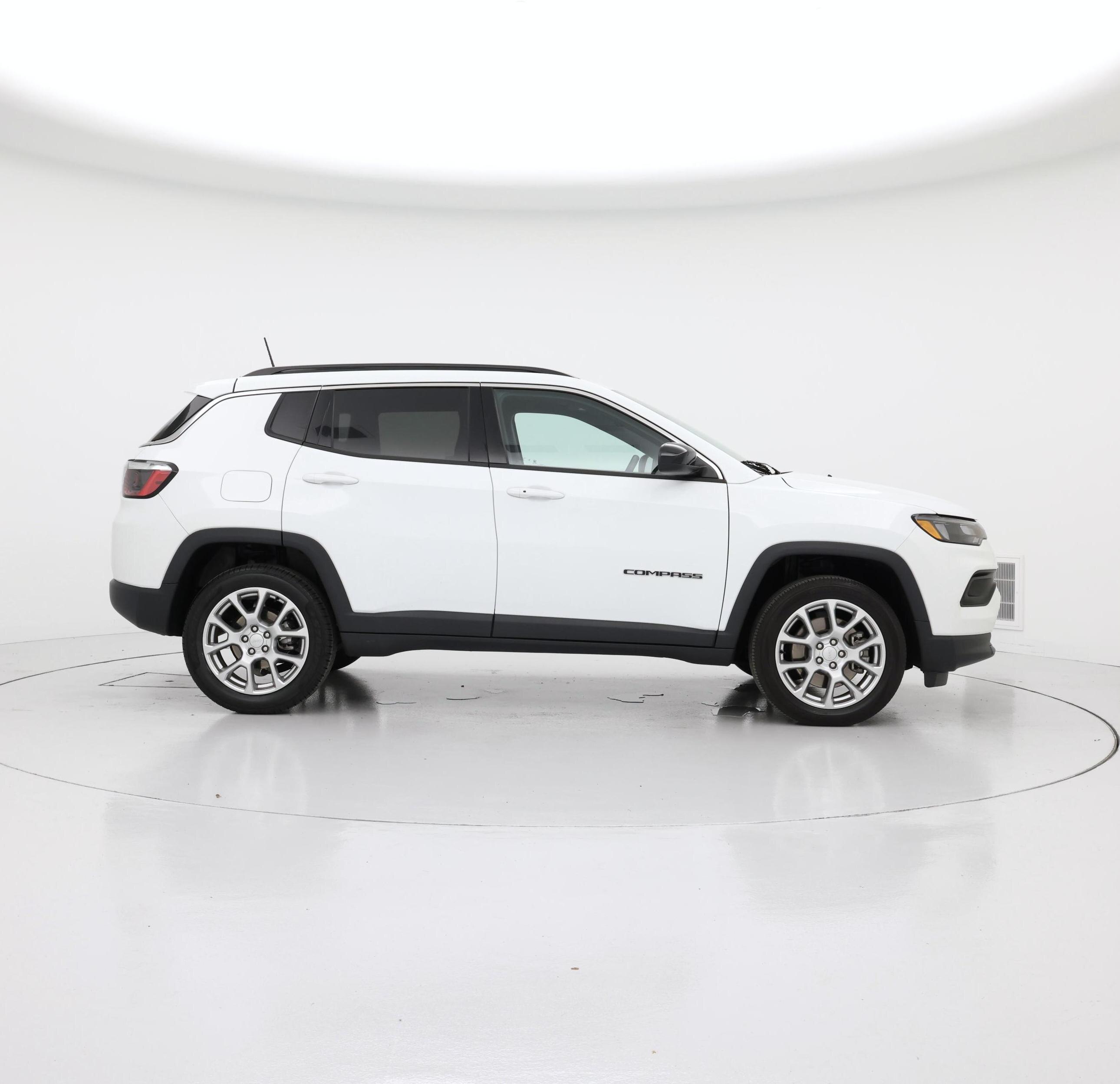 Thumbnail: 2023 Jeep Compass - 7
