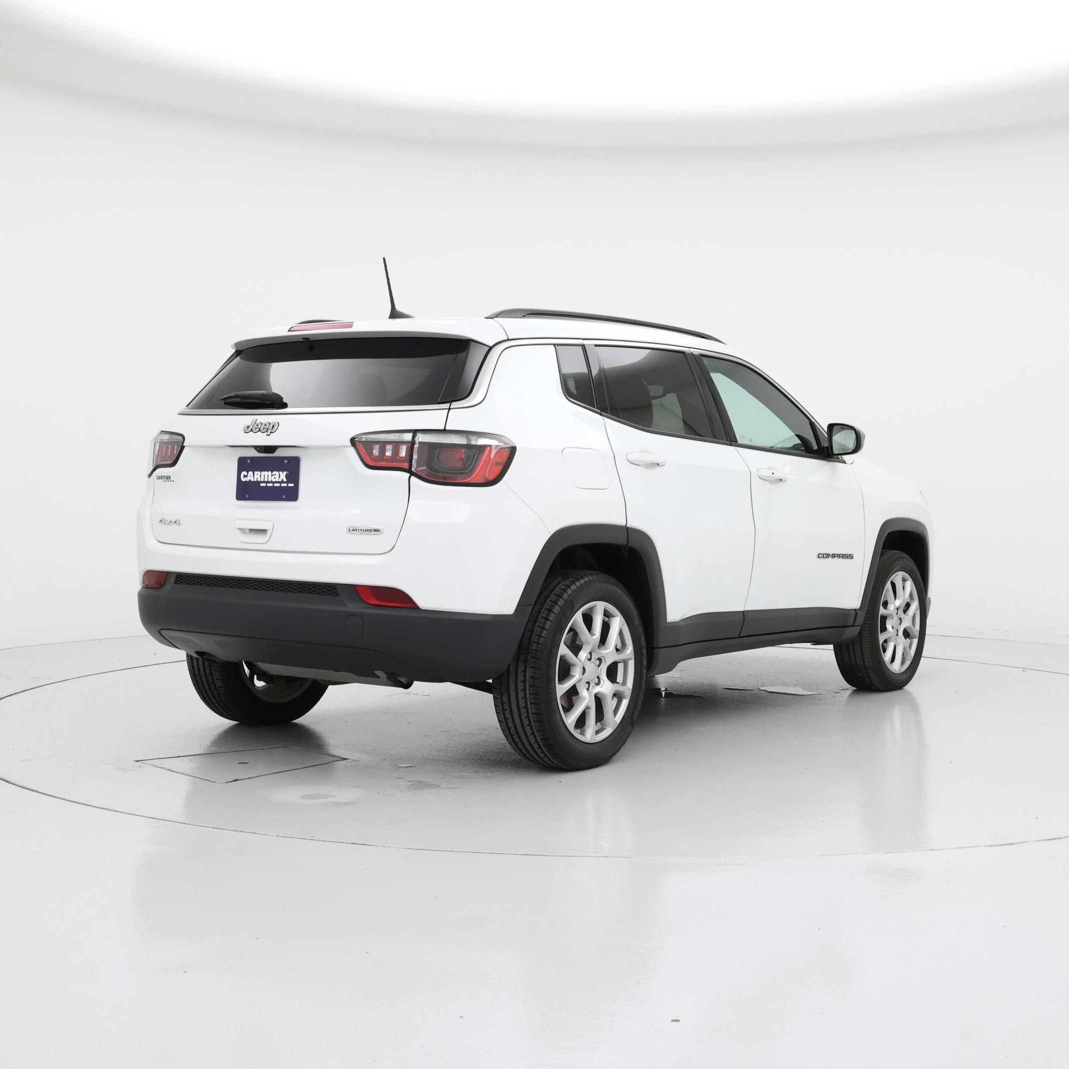 Thumbnail: 2023 Jeep Compass - 8