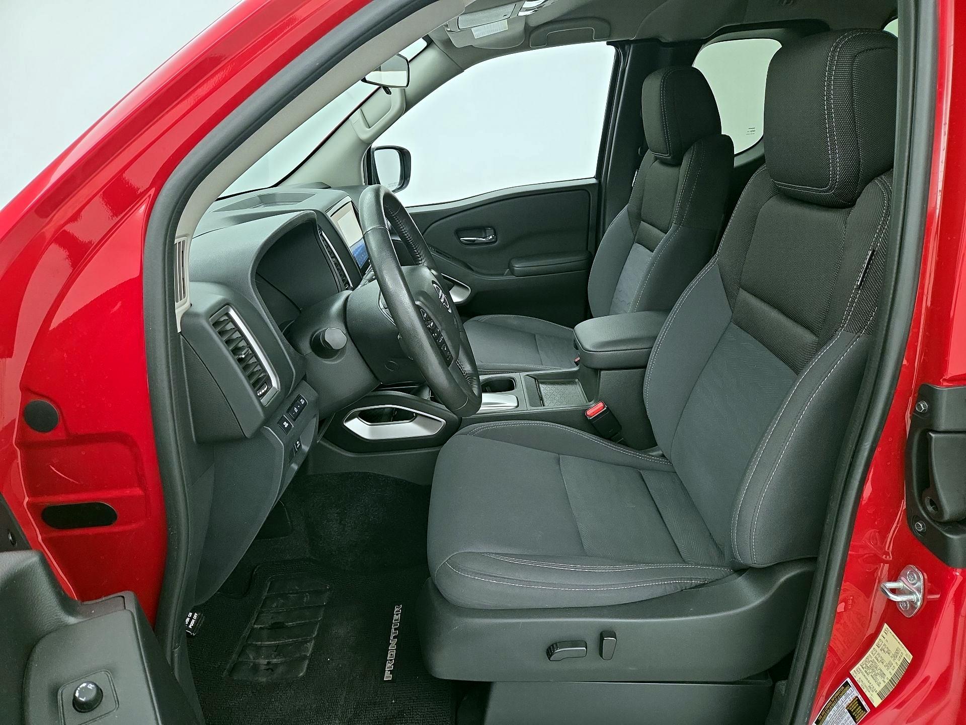 Thumbnail: 2023 Nissan Frontier - 11