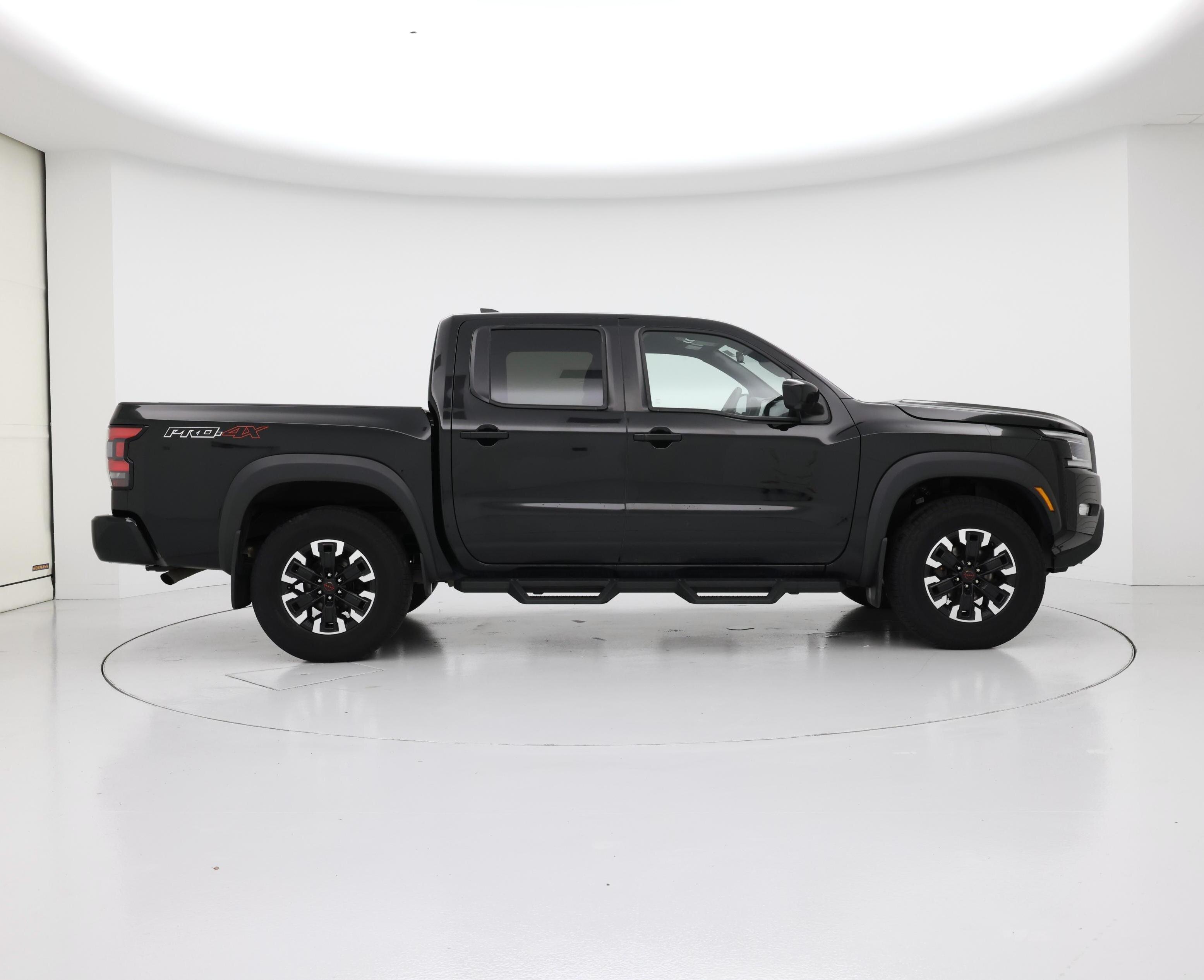 Thumbnail: 2023 Nissan Frontier - 7