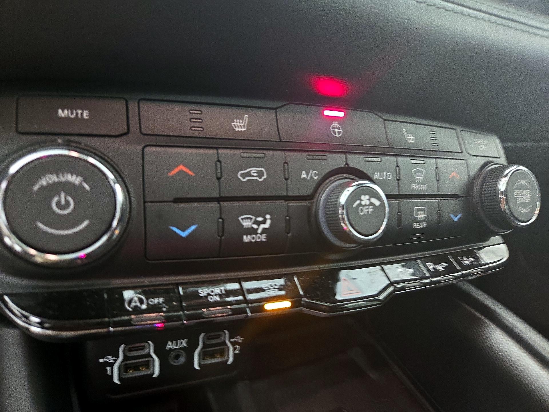 Thumbnail: 2022 Dodge Durango - 17
