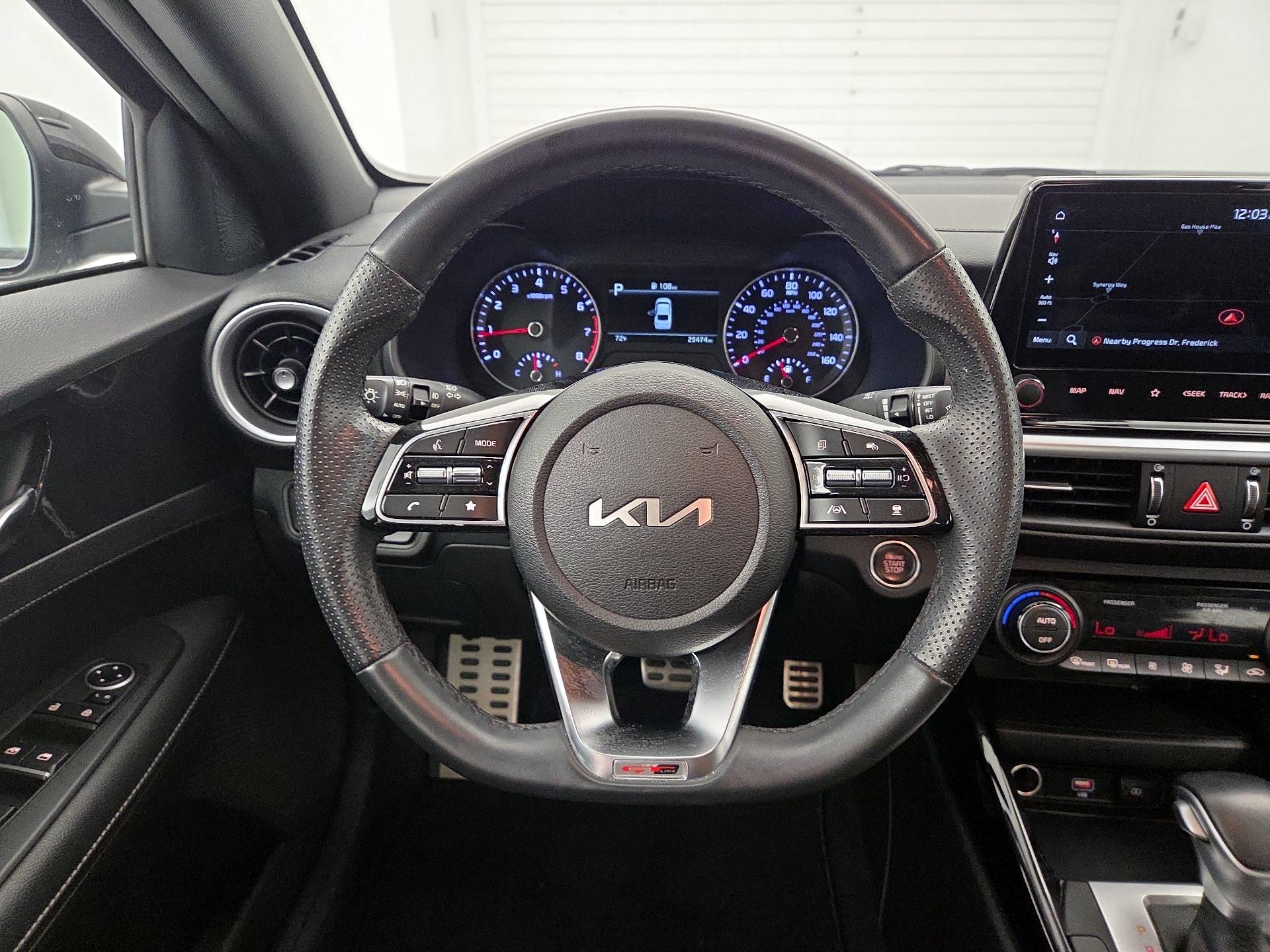 Thumbnail: 2023 Kia Forte - 10