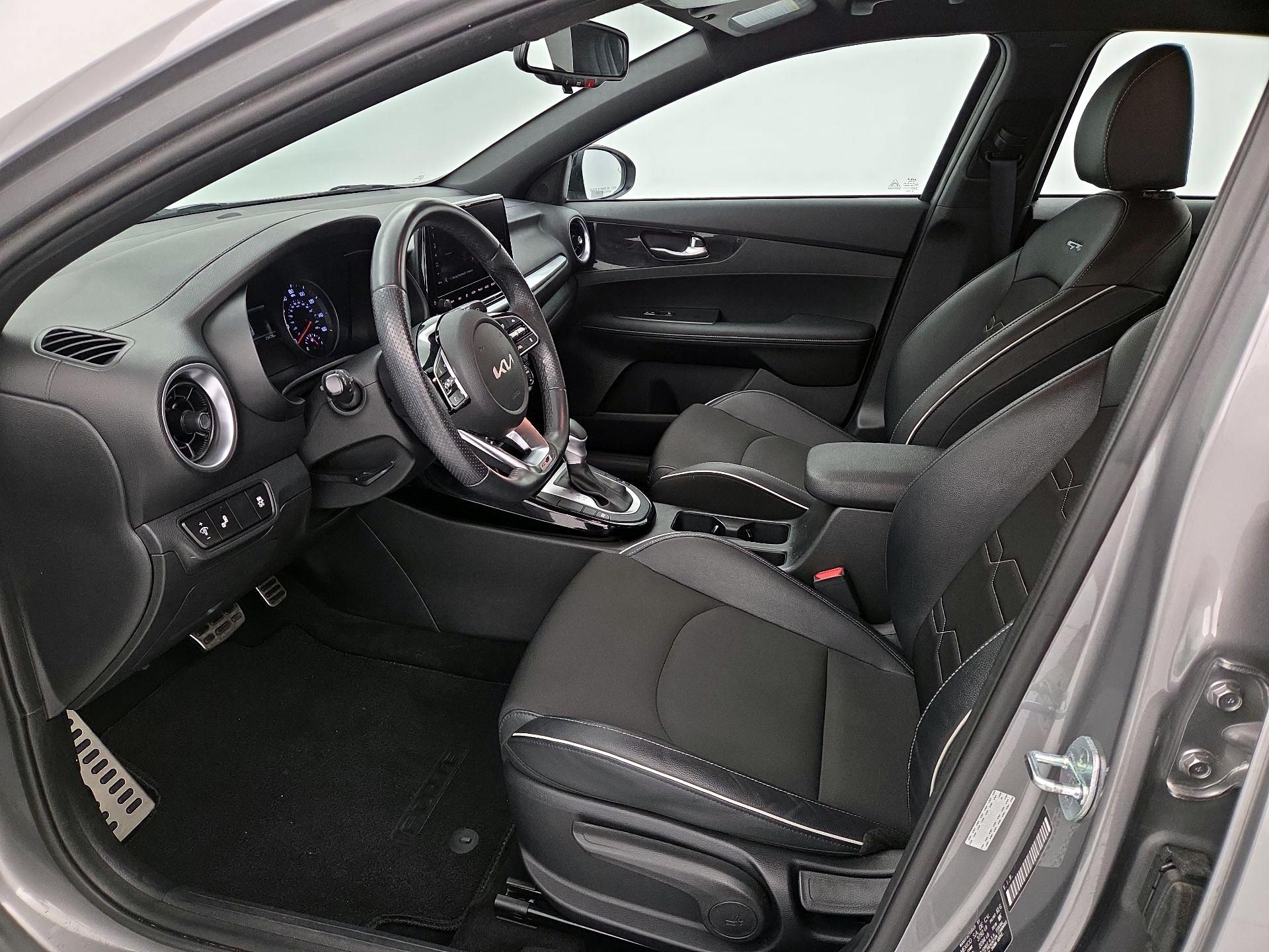 Thumbnail: 2023 Kia Forte - 11