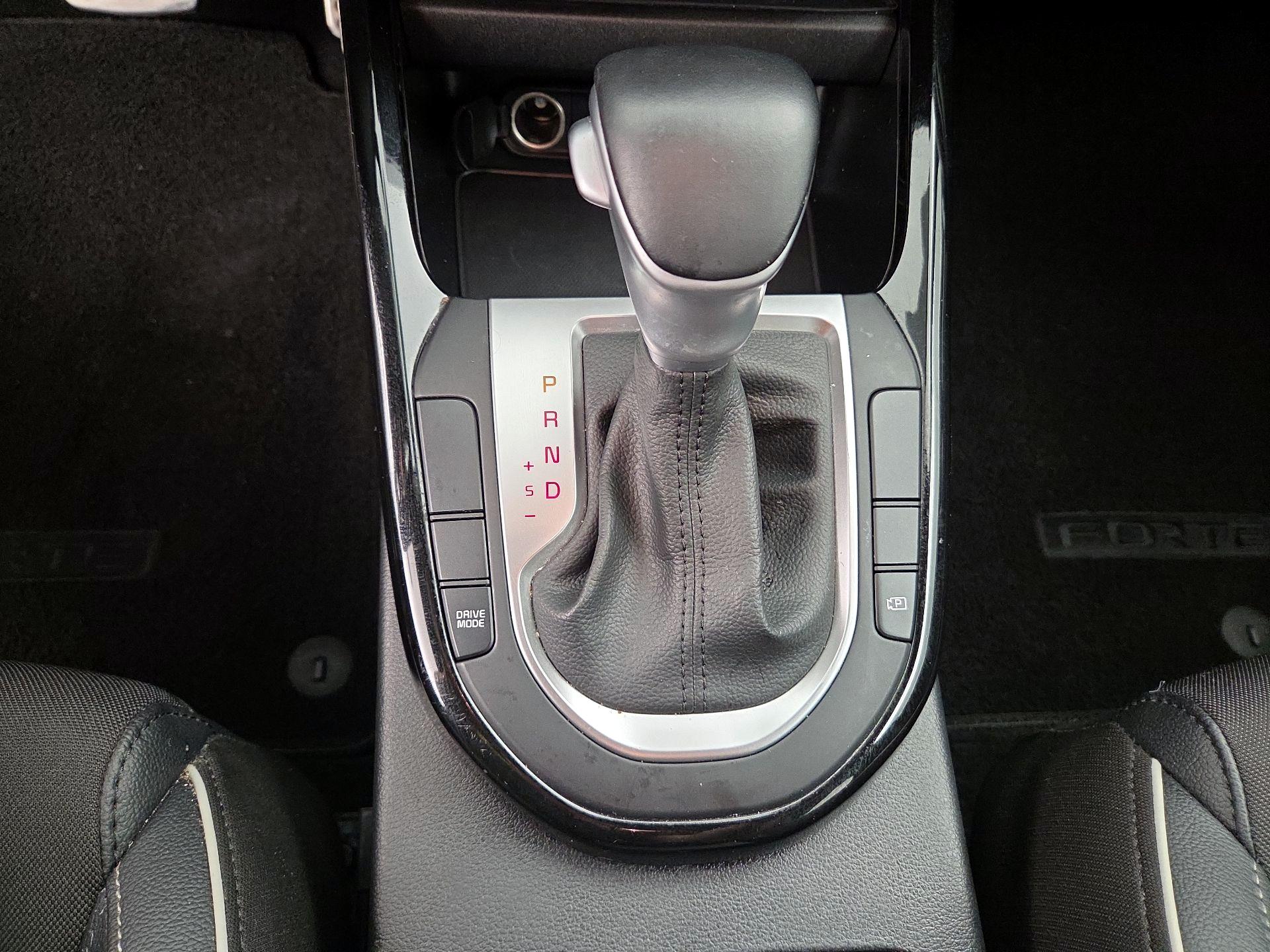 Thumbnail: 2023 Kia Forte - 18