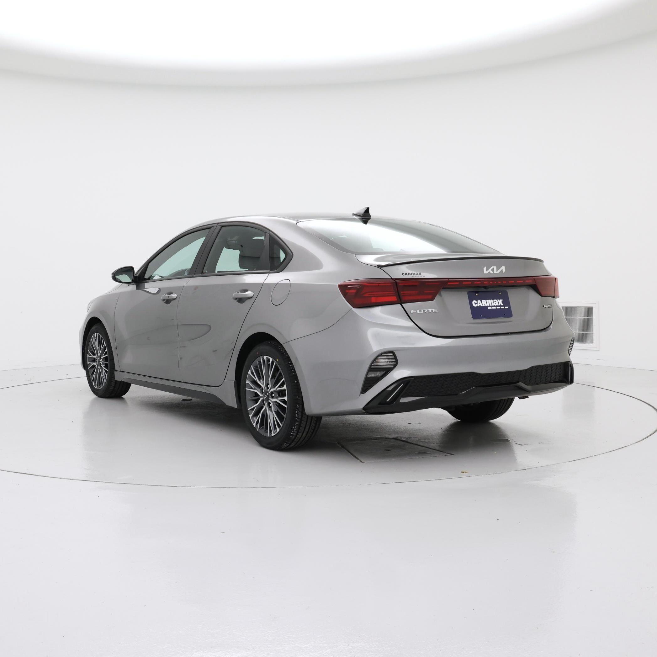 Thumbnail: 2023 Kia Forte - 2
