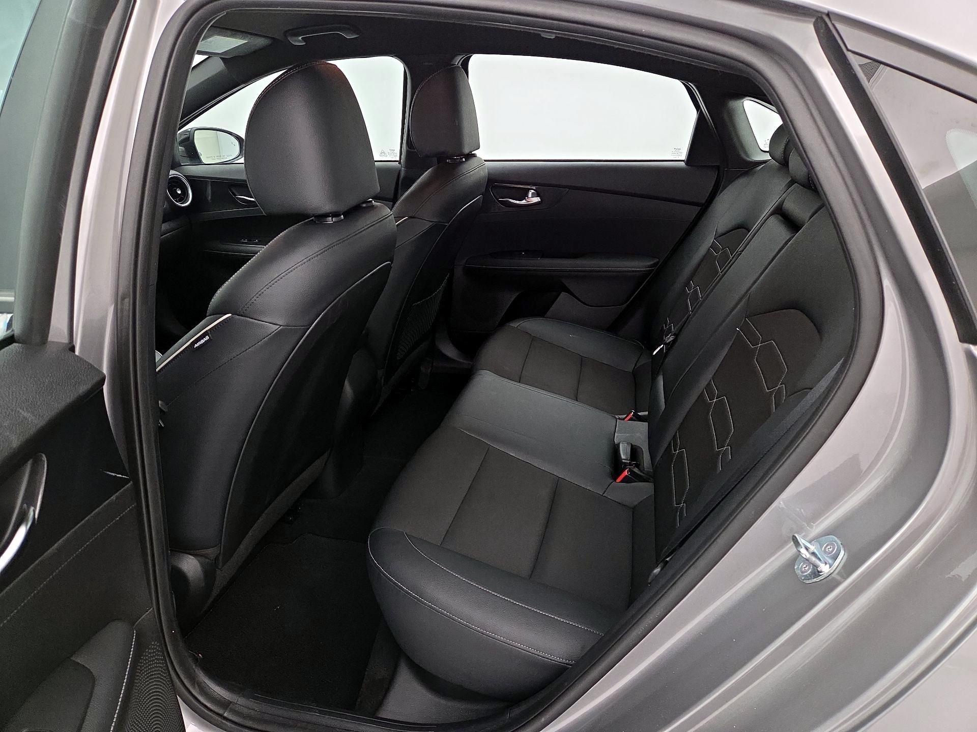 Thumbnail: 2023 Kia Forte - 20