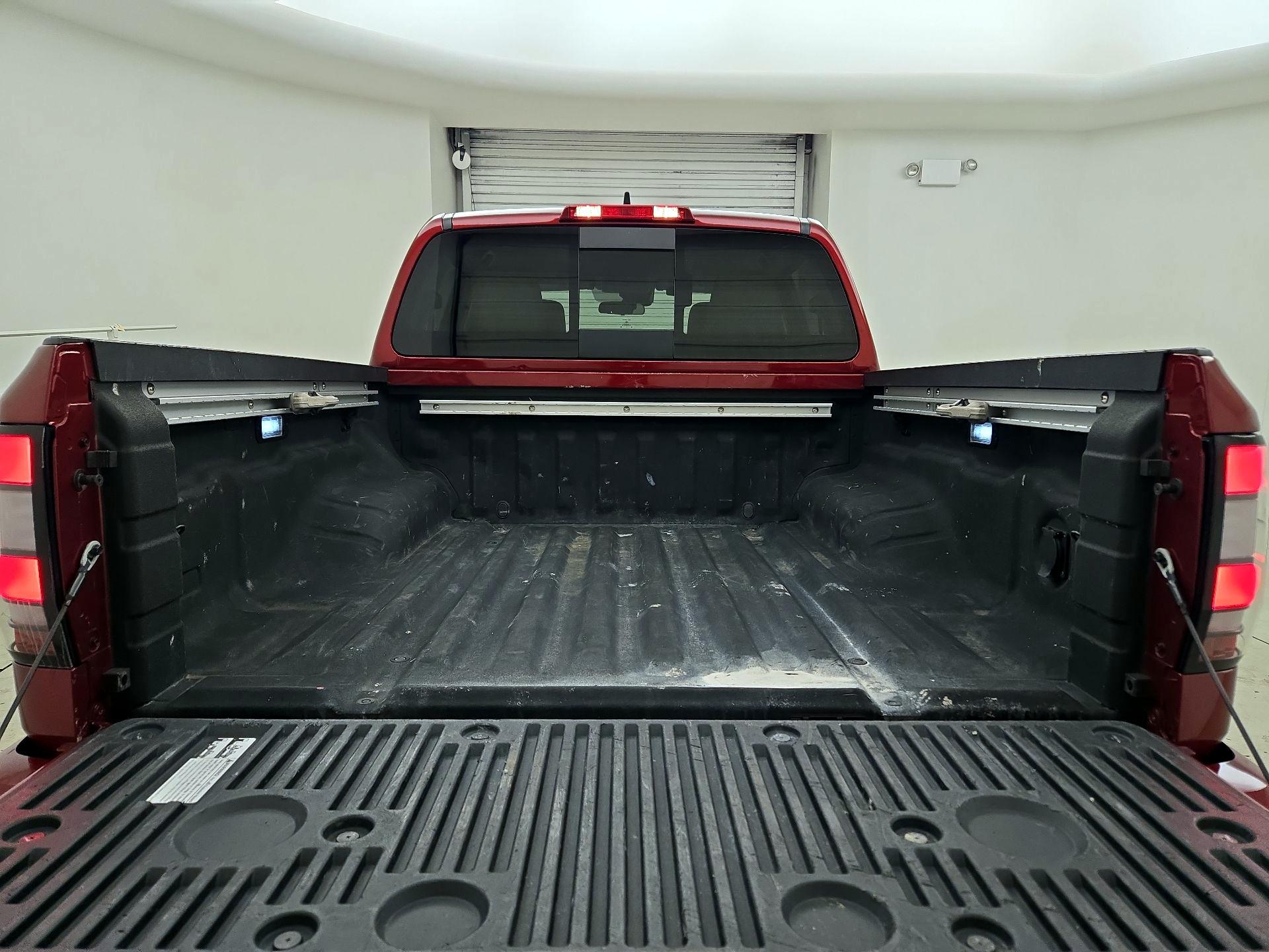 Thumbnail: 2023 Nissan Frontier - 17