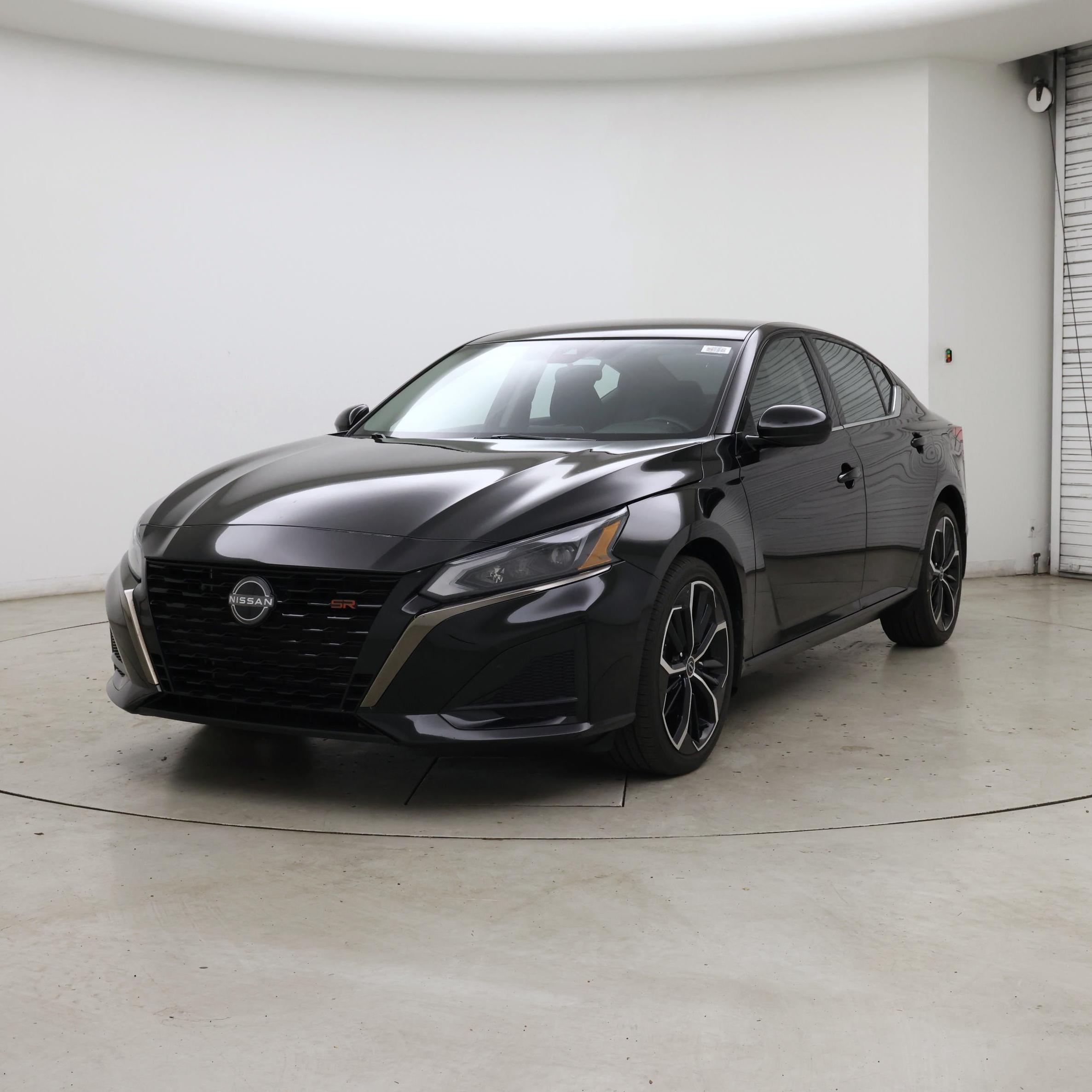 Thumbnail: 2023 Nissan Altima - 4