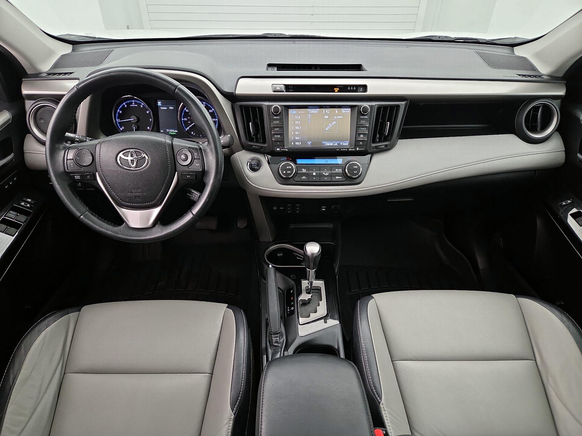 Thumbnail: 2018 Toyota RAV4 - 9