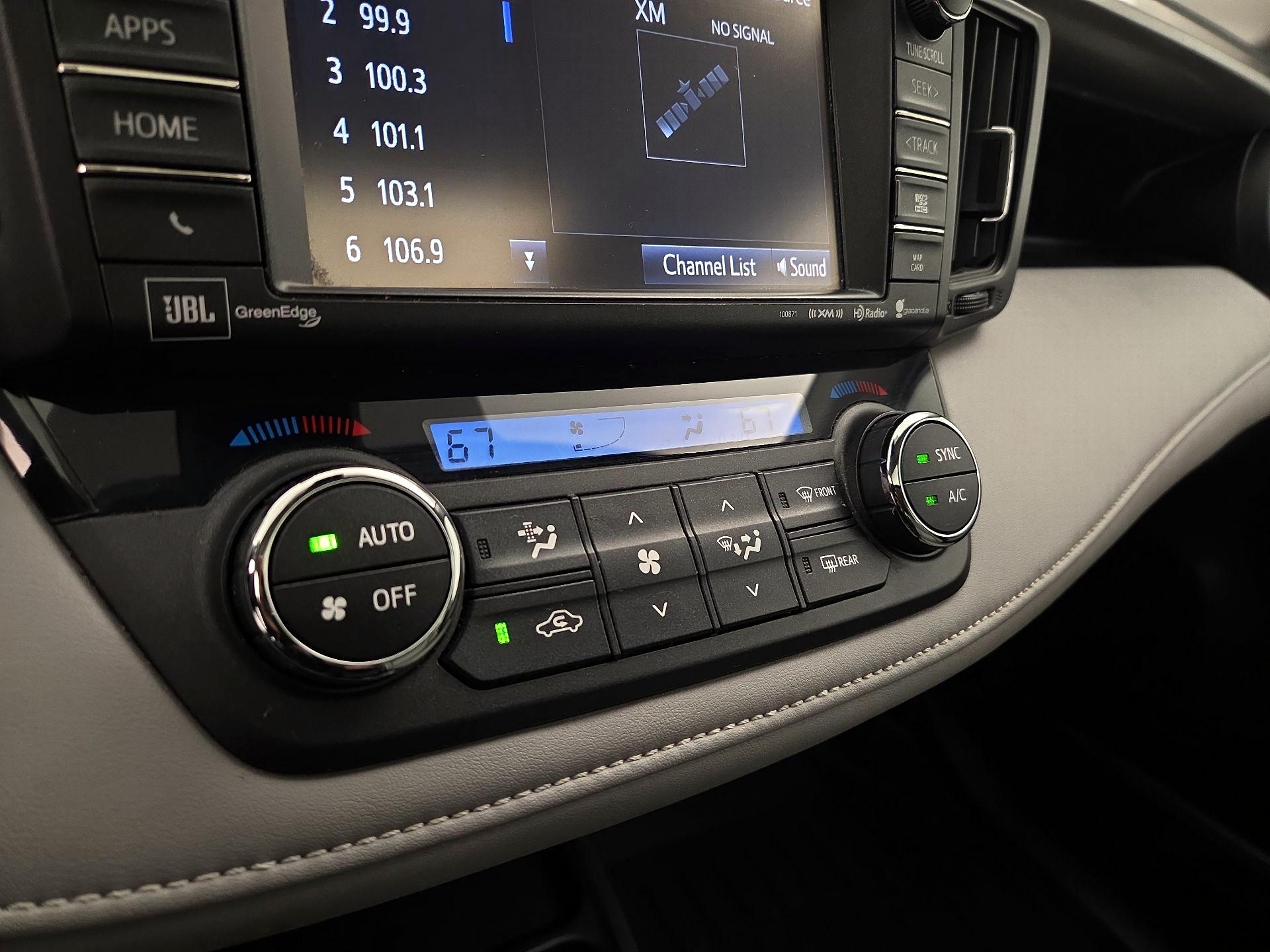 Thumbnail: 2018 Toyota RAV4 - 17