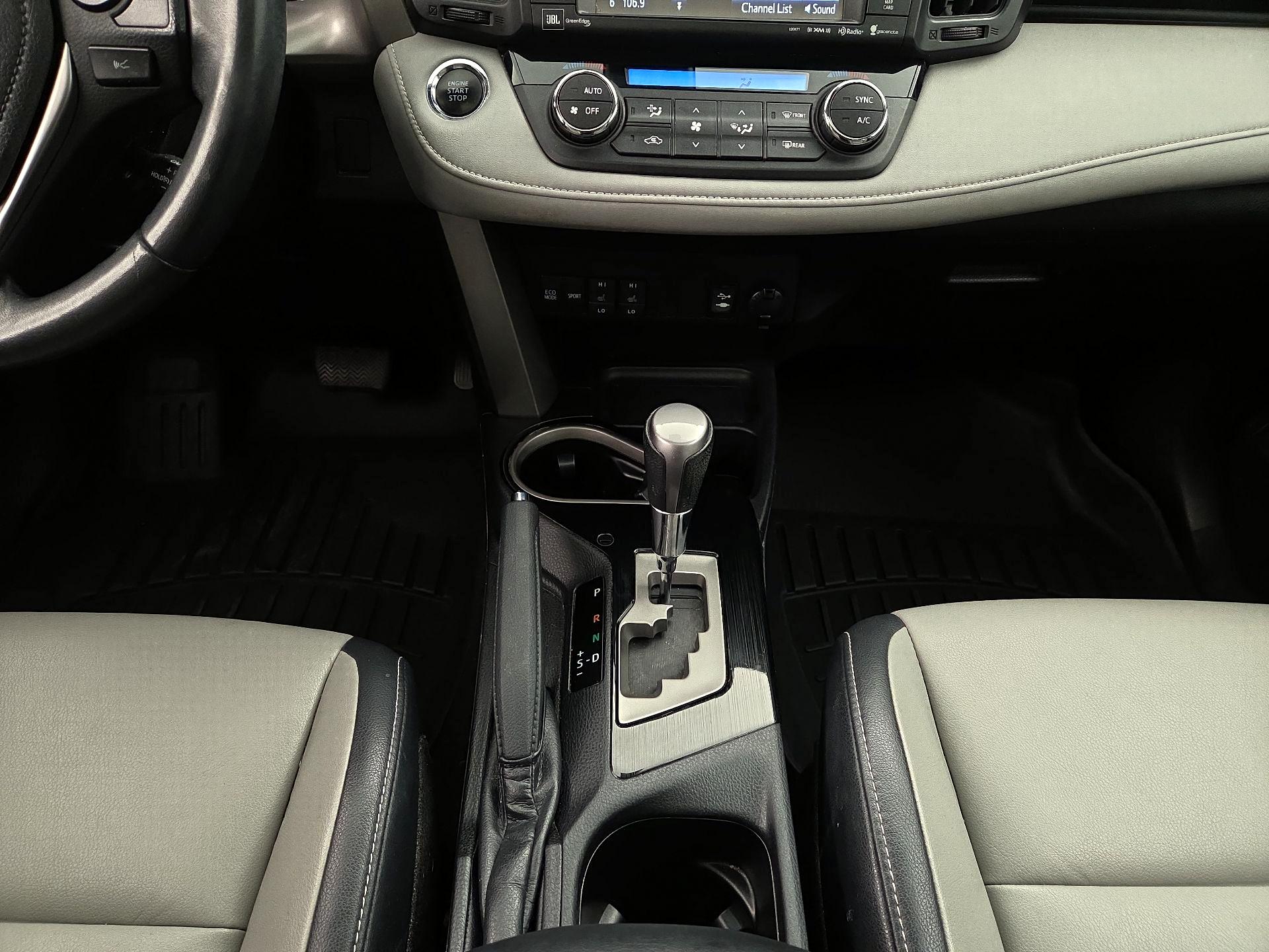 Thumbnail: 2018 Toyota RAV4 - 18