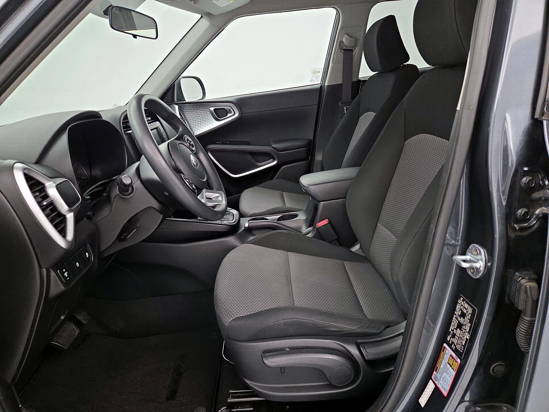 Thumbnail: 2020 Kia Soul - 11