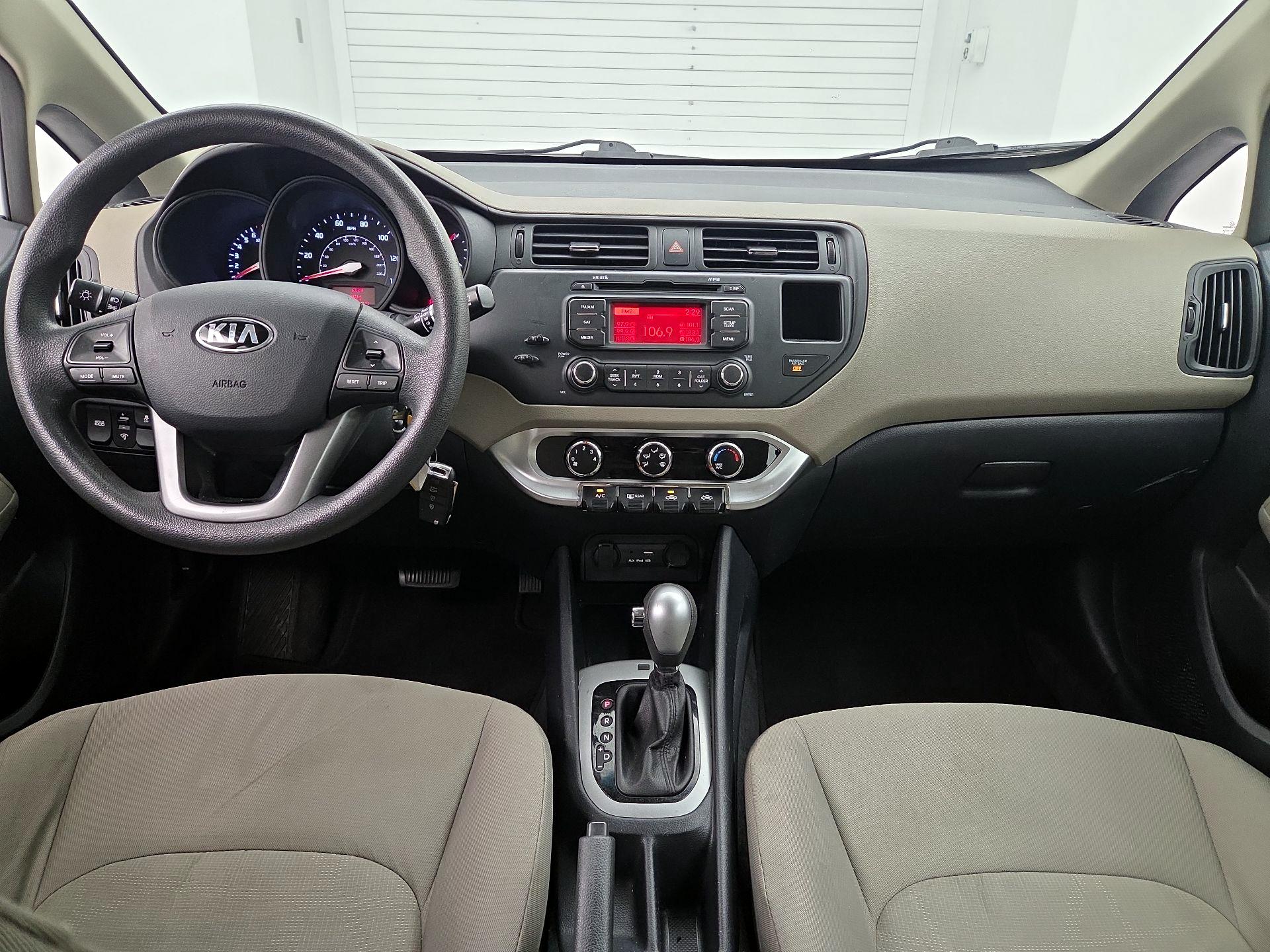 Thumbnail: 2015 Kia Rio5 - 9