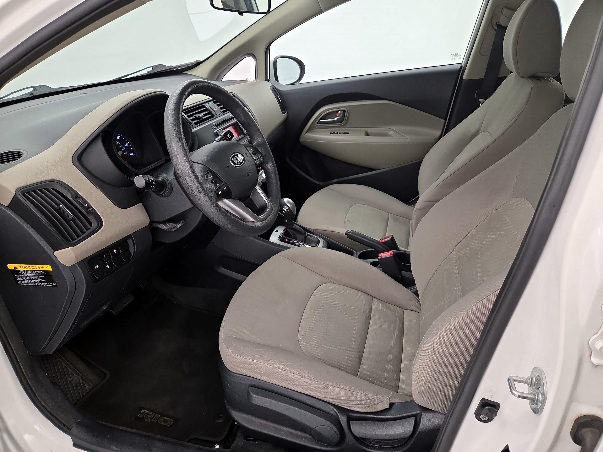 Thumbnail: 2015 Kia Rio5 - 11