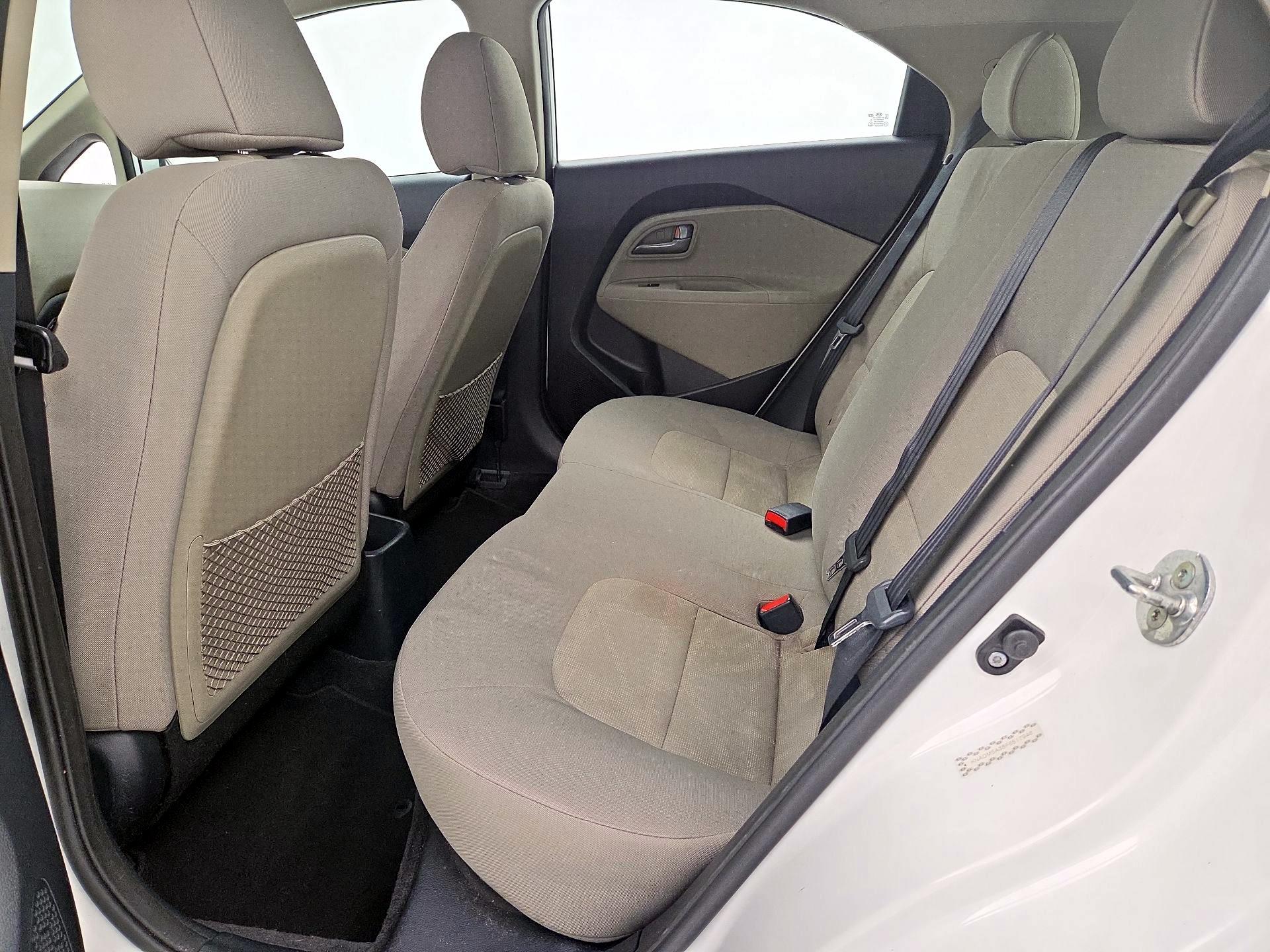 Thumbnail: 2015 Kia Rio5 - 18