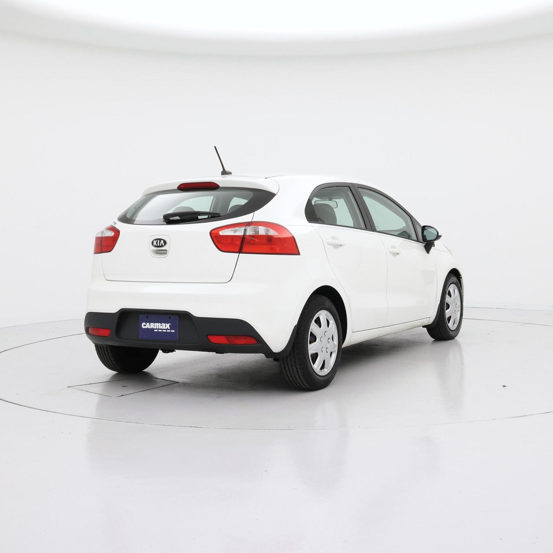 Thumbnail: 2015 Kia Rio5 - 8