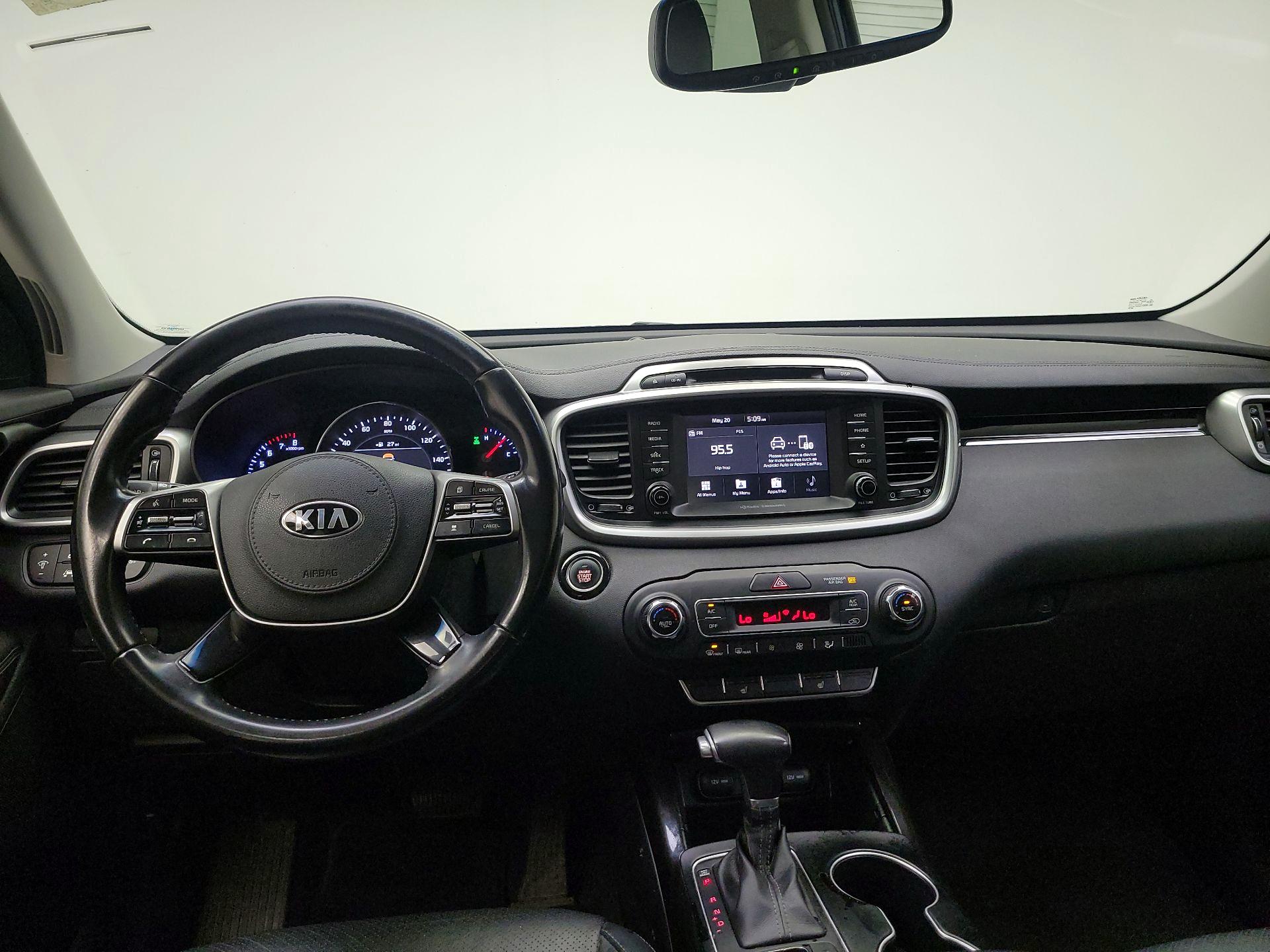 Thumbnail: 2019 Kia Sorento - 9