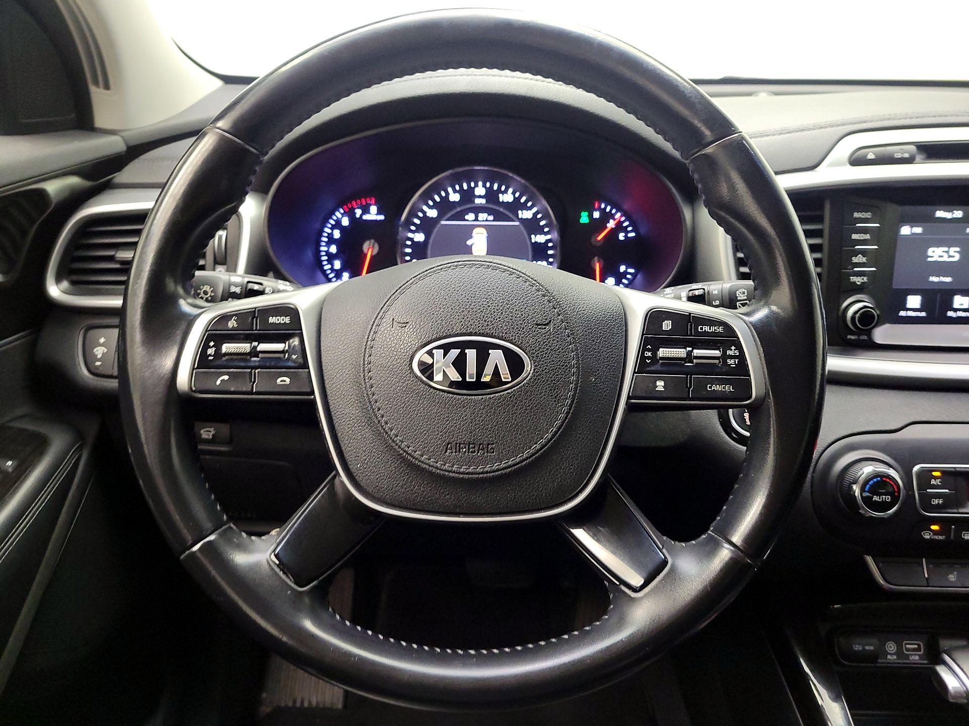 Thumbnail: 2019 Kia Sorento - 10