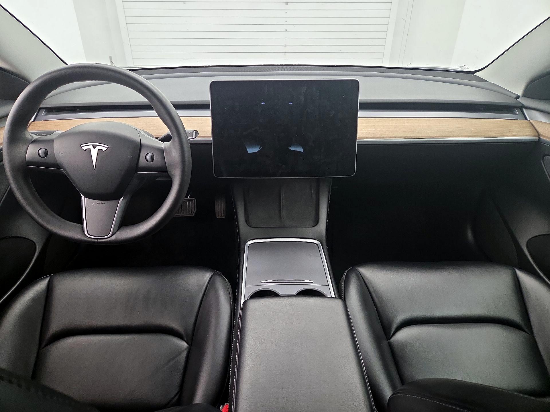 Thumbnail: 2021 Tesla Model 3 - 9