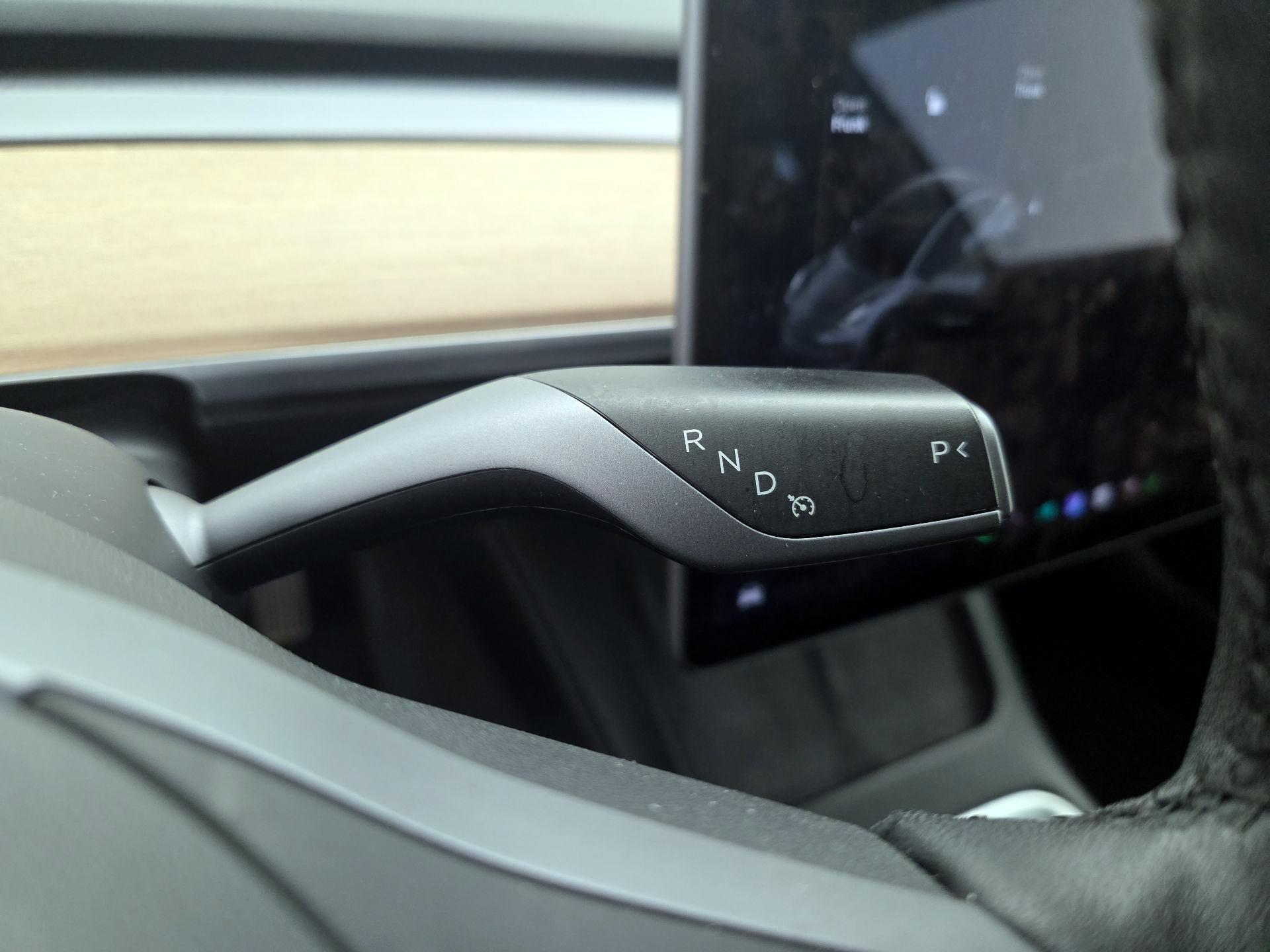 Thumbnail: 2021 Tesla Model 3 - 17